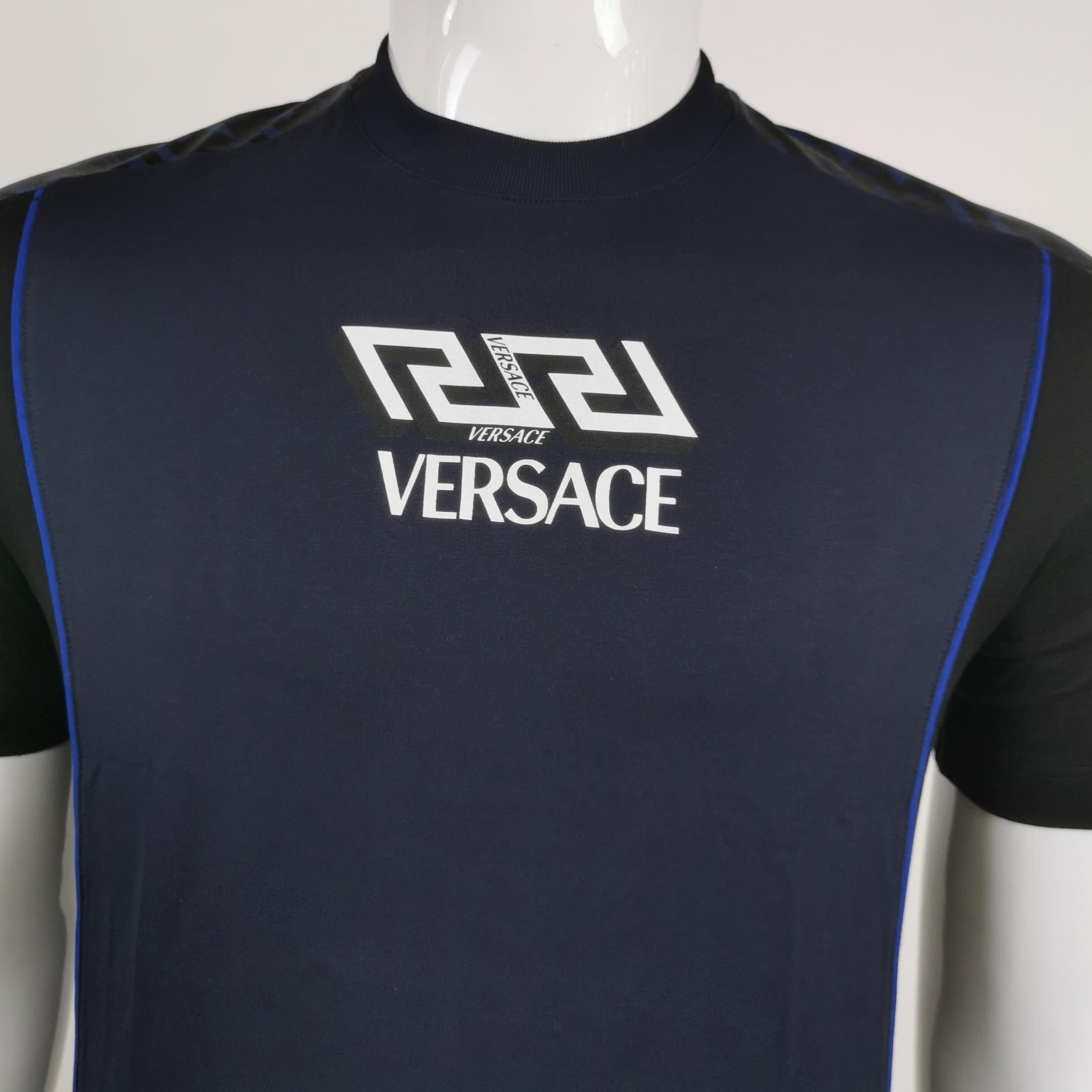 Versace Versace Men xs Short Sleeve Shirts Size US XS / EU 42 / 0 - 3 Thumbnail