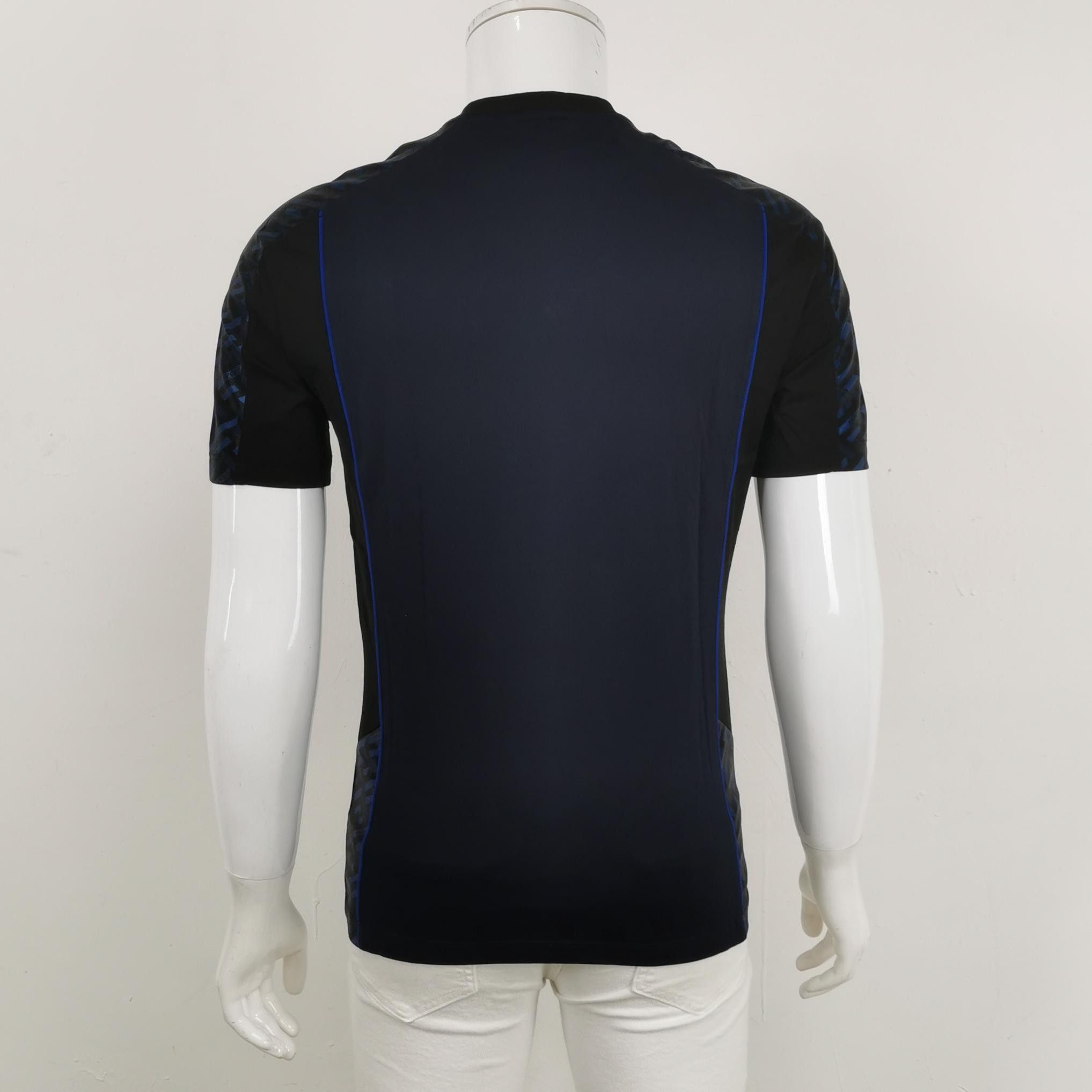 Versace Versace Men s Short Sleeve Shirts Size US S / EU 44-46 / 1 - 2 Thumbnail