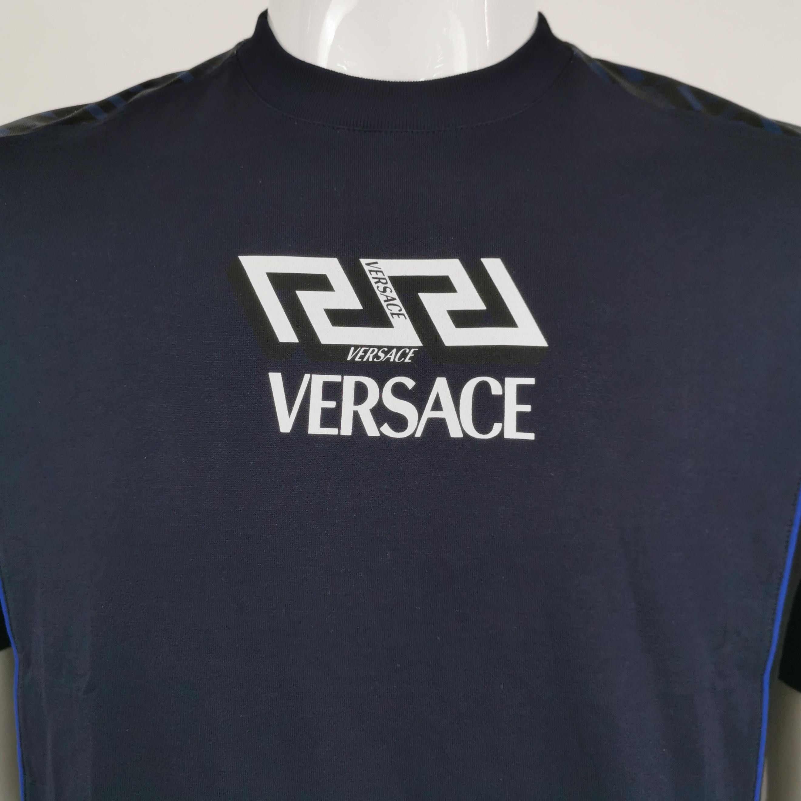 Versace Versace Men s Short Sleeve Shirts Size US S / EU 44-46 / 1 - 3 Thumbnail