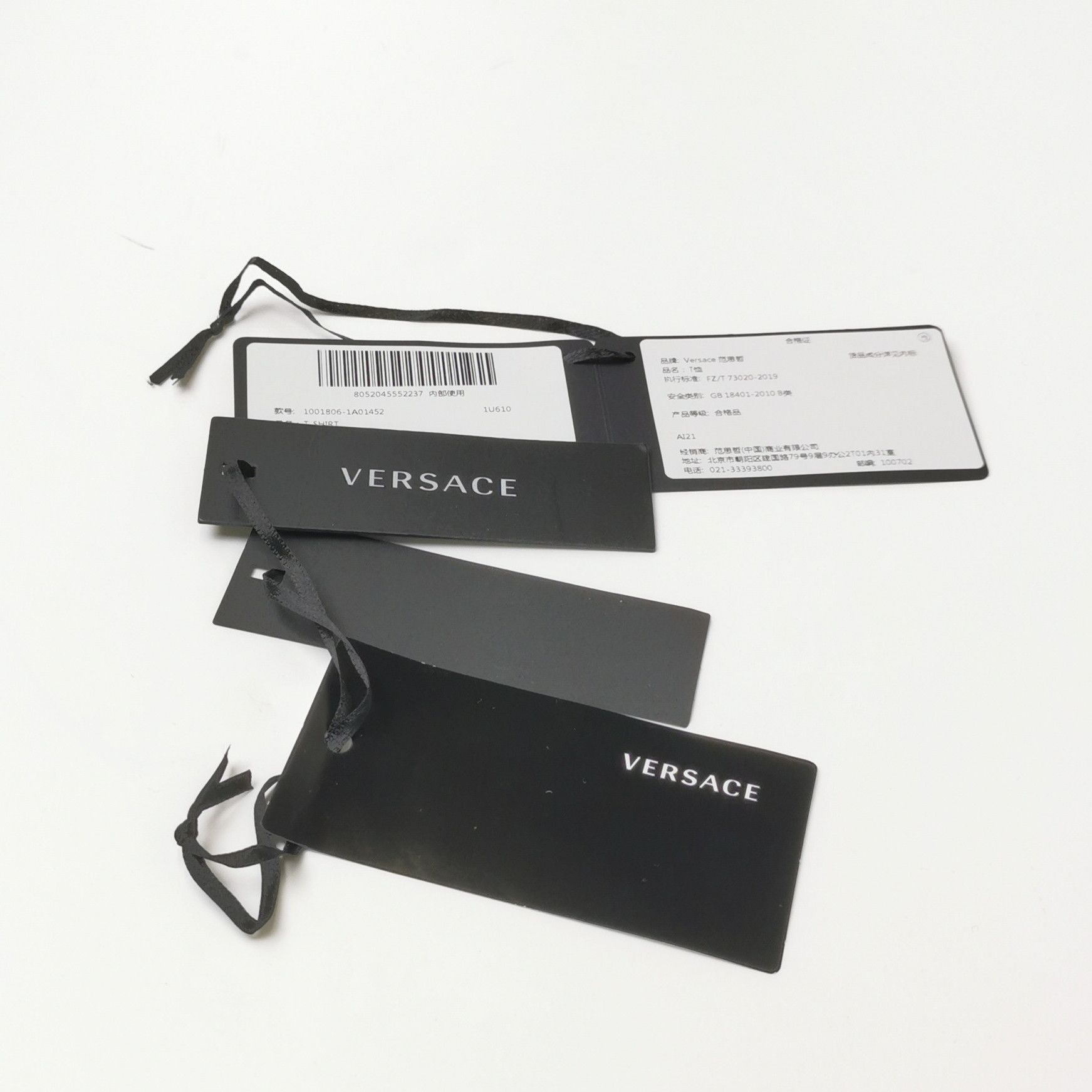 Versace Versace Men s Short Sleeve Shirts Size US S / EU 44-46 / 1 - 4 Thumbnail