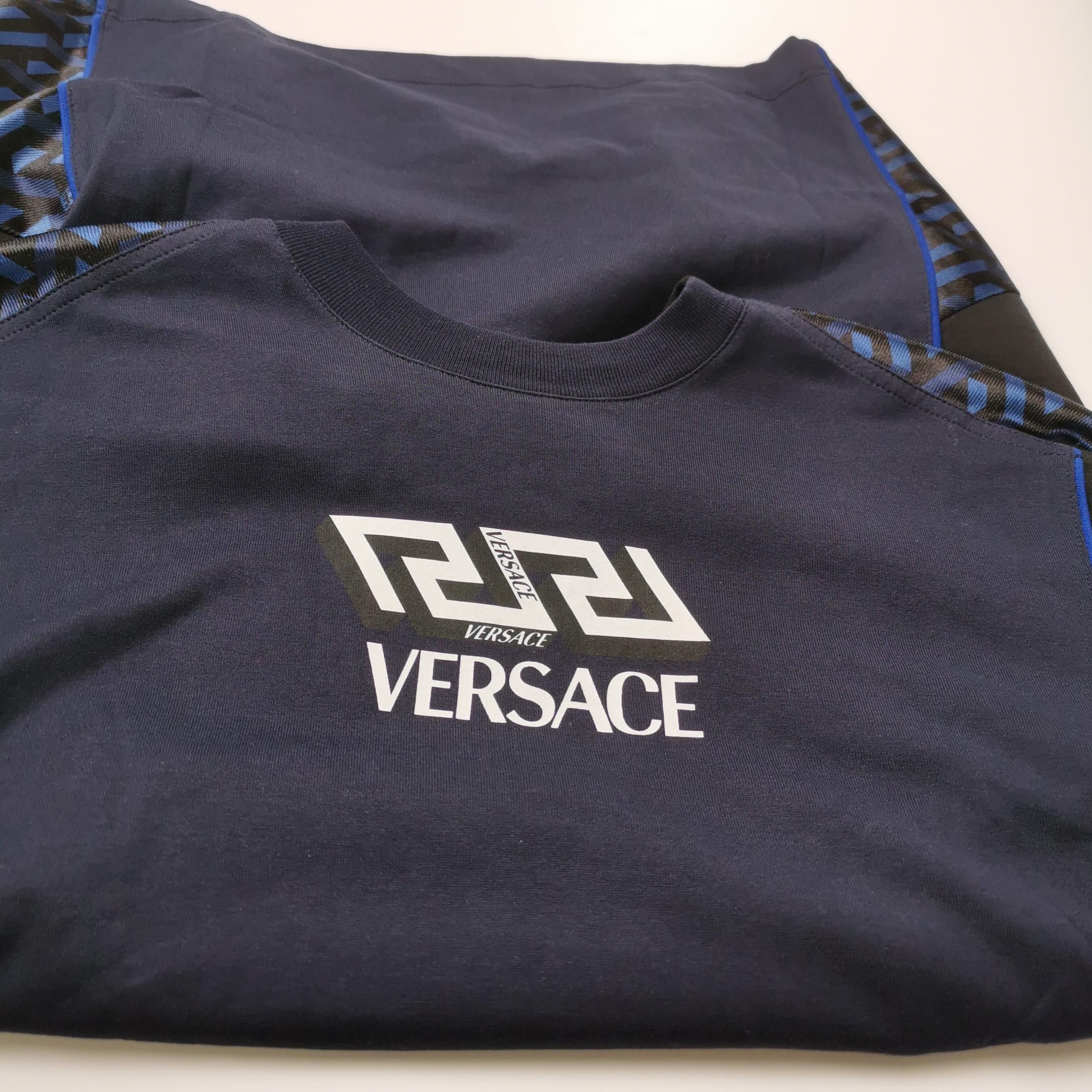 Versace Versace Men s Short Sleeve Shirts Size US S / EU 44-46 / 1 - 3 Thumbnail