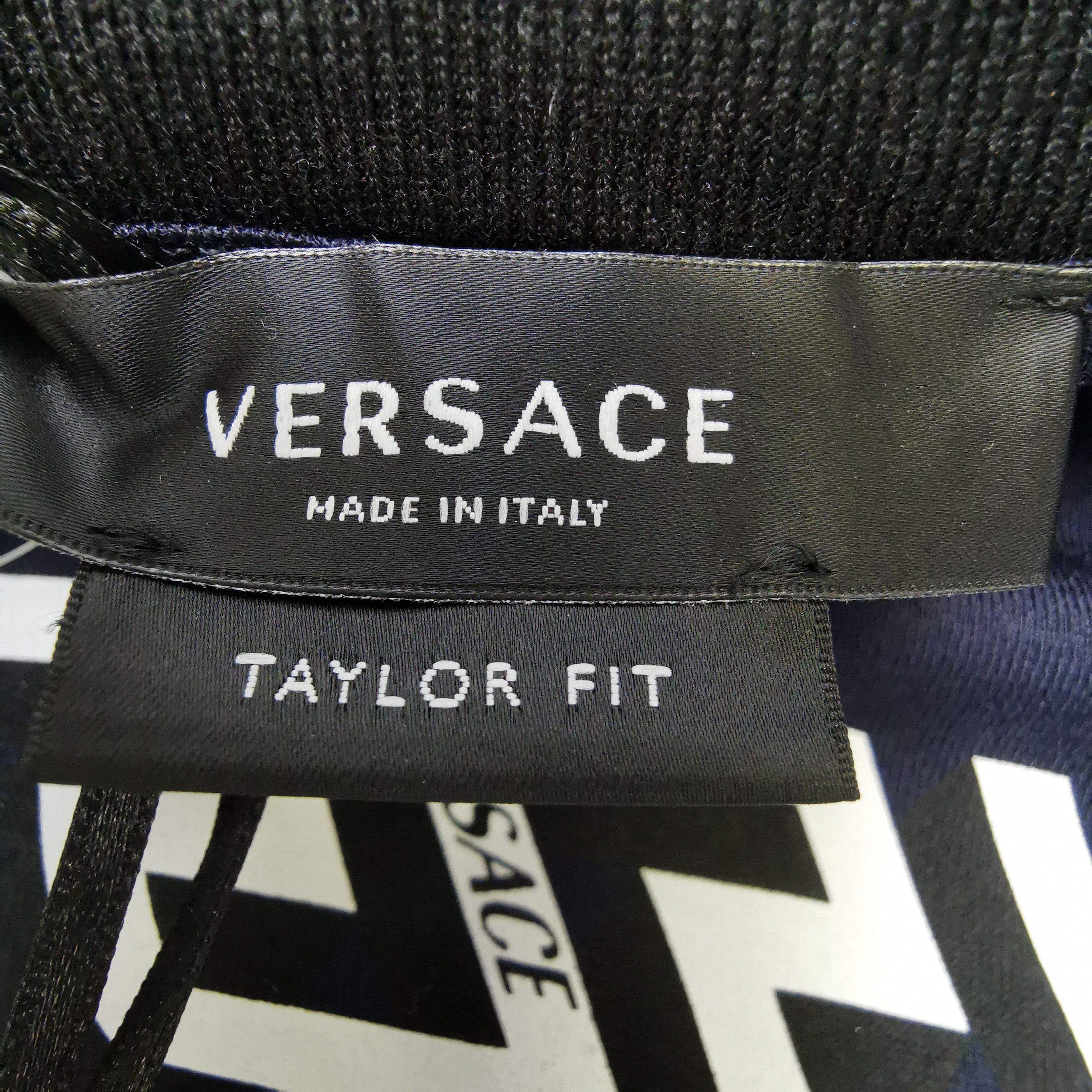 Versace Versace Men s Short Sleeve Shirts Size US S / EU 44-46 / 1 - 5 Thumbnail