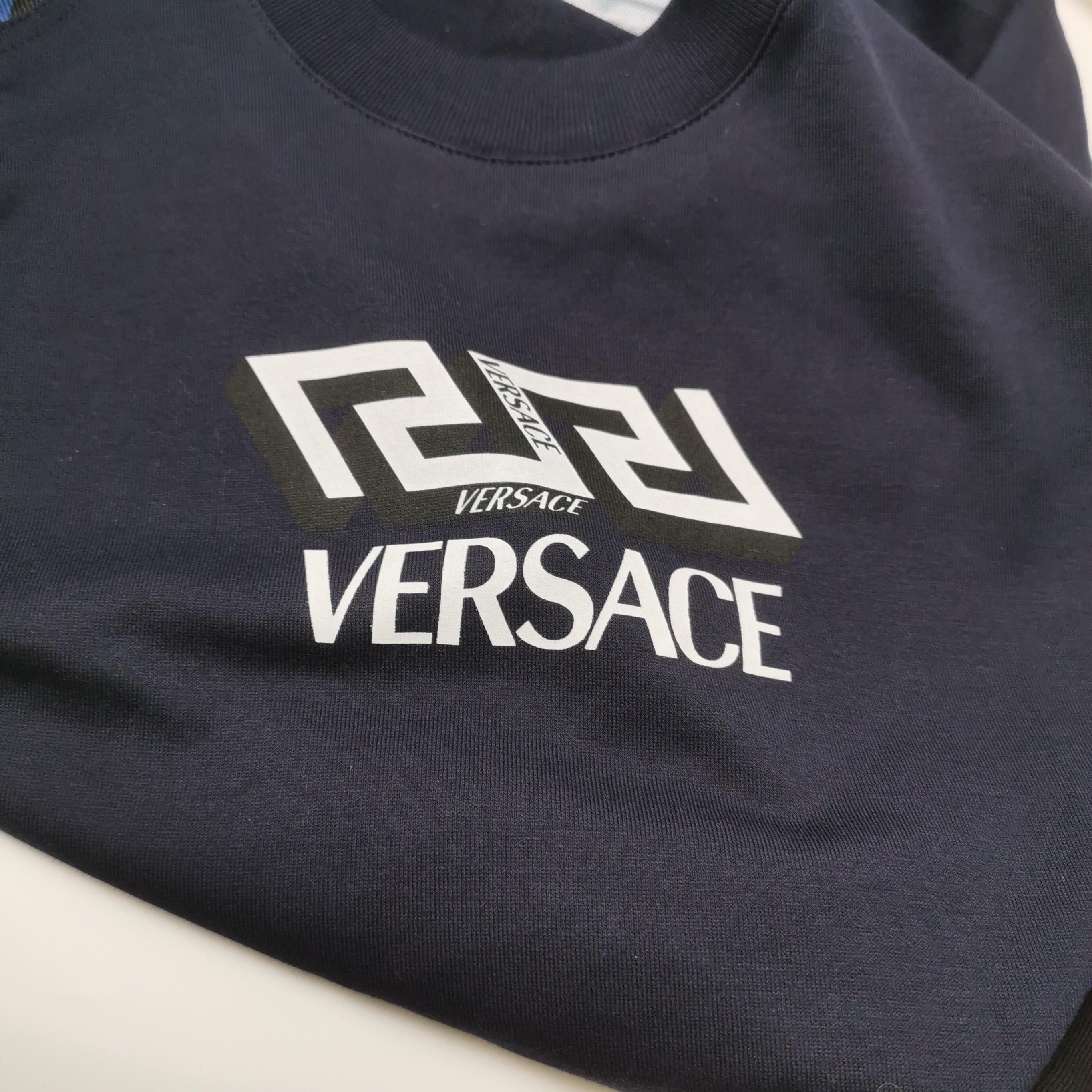 Versace Versace Men xs Short Sleeve Shirts Size US XS / EU 42 / 0 - 3 Thumbnail
