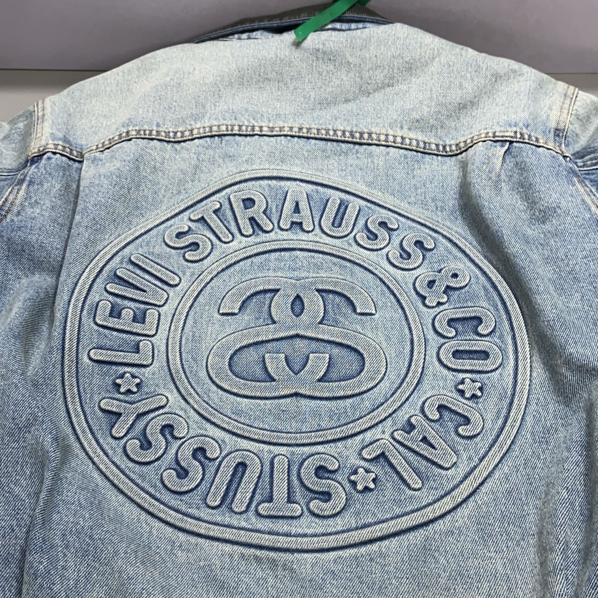 Levi's × Stussy Stussy x Levi's Logo Embossed Denim Jacket Size M Size US M / EU 48-50 / 2 - 5 Thumbnail