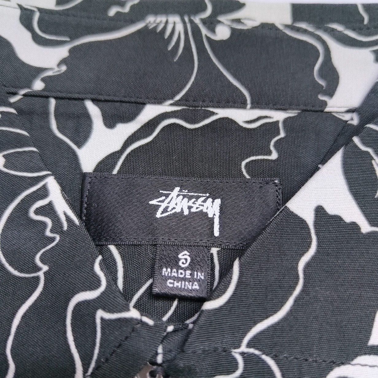 Stussy Stussy Floral Button Up Shirt Size S Size US S / EU 44-46 / 1 - 2 Thumbnail