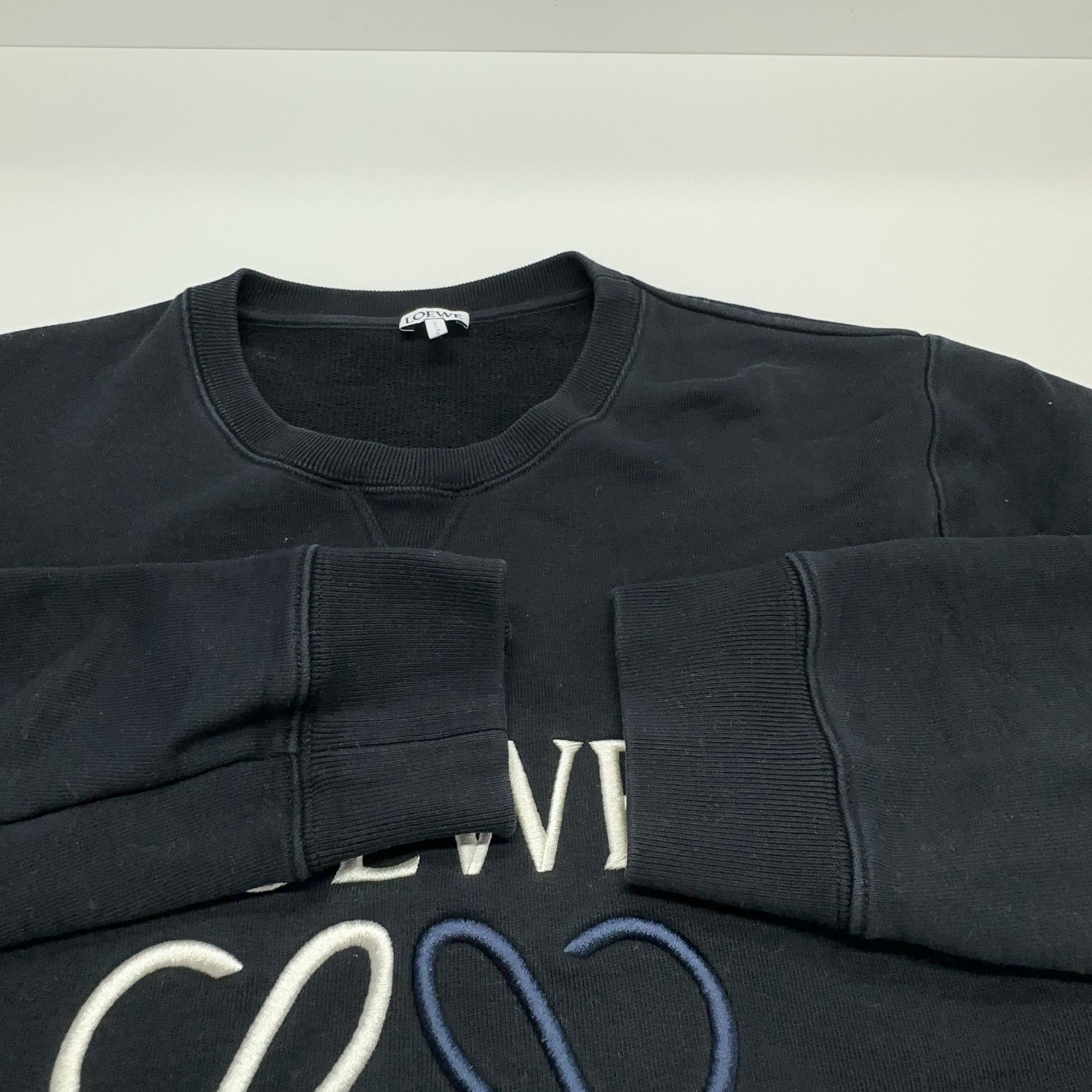 Loewe Loewe Anagram Embroidered Sweatshirt Size L Size US L / EU 52-54 / 3 - 8 Thumbnail