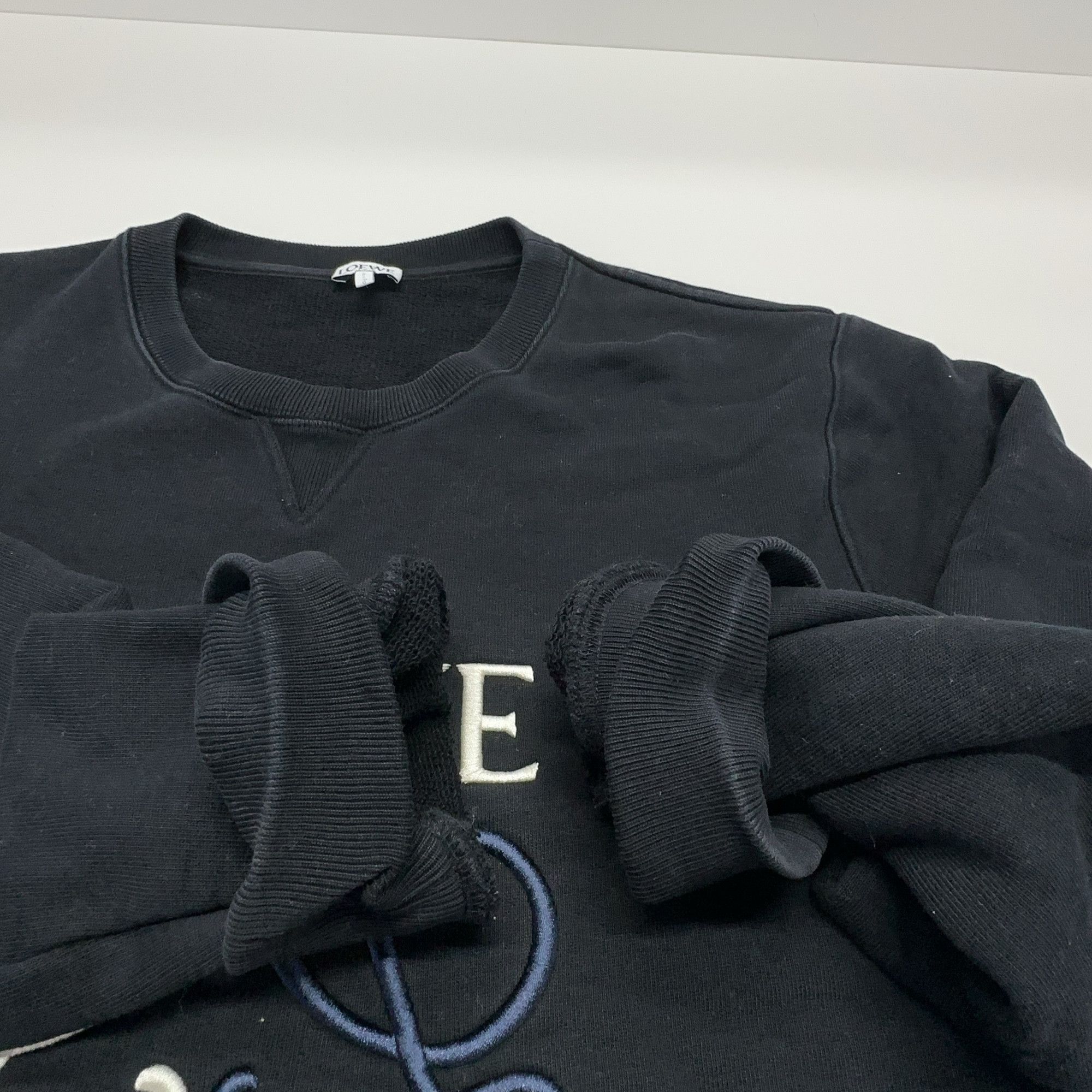 Loewe Loewe Anagram Embroidered Sweatshirt Size L Size US L / EU 52-54 / 3 - 9 Thumbnail