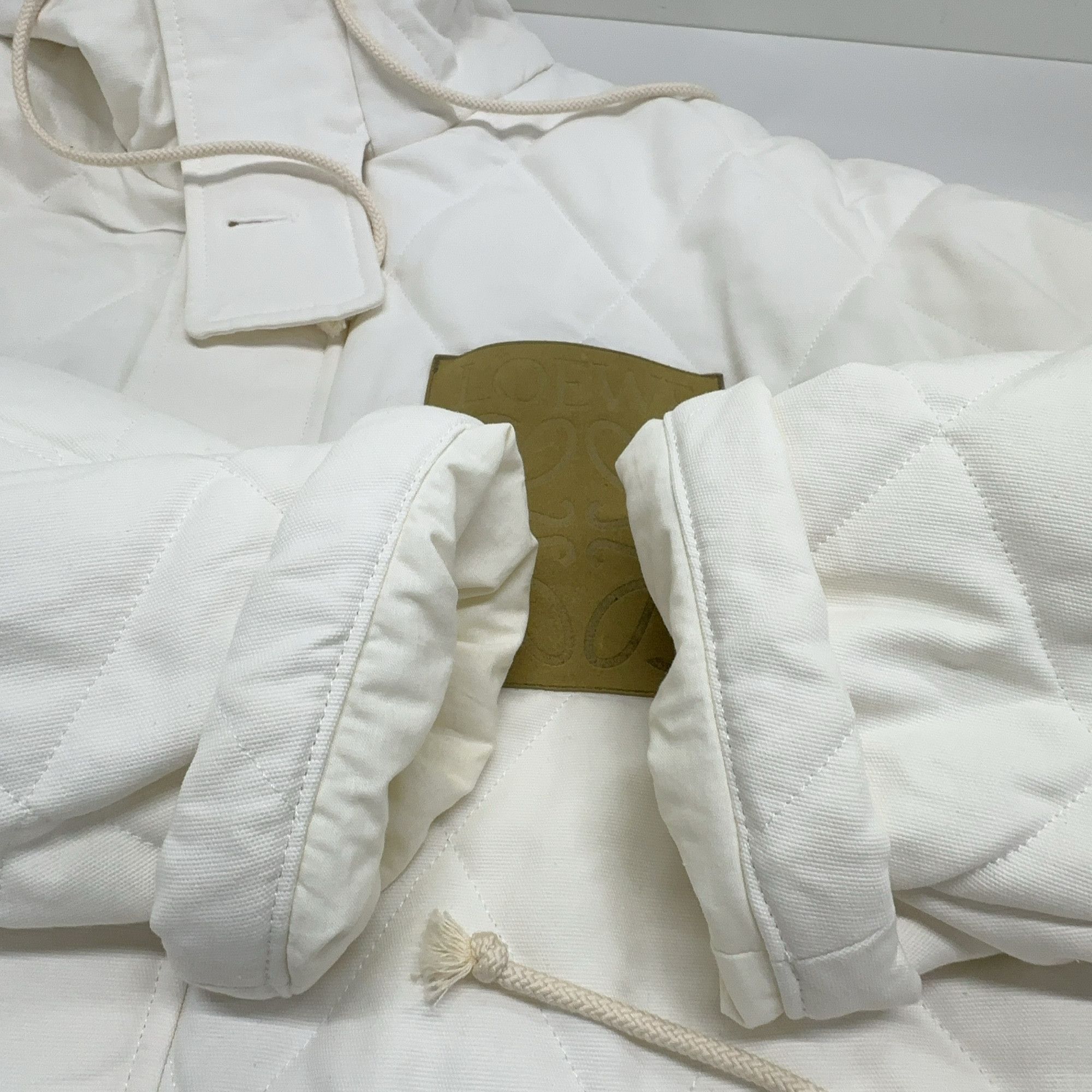 Loewe Loewe Quilted Hooded Jacket Size M Size US M / EU 48-50 / 2 - 7 Thumbnail