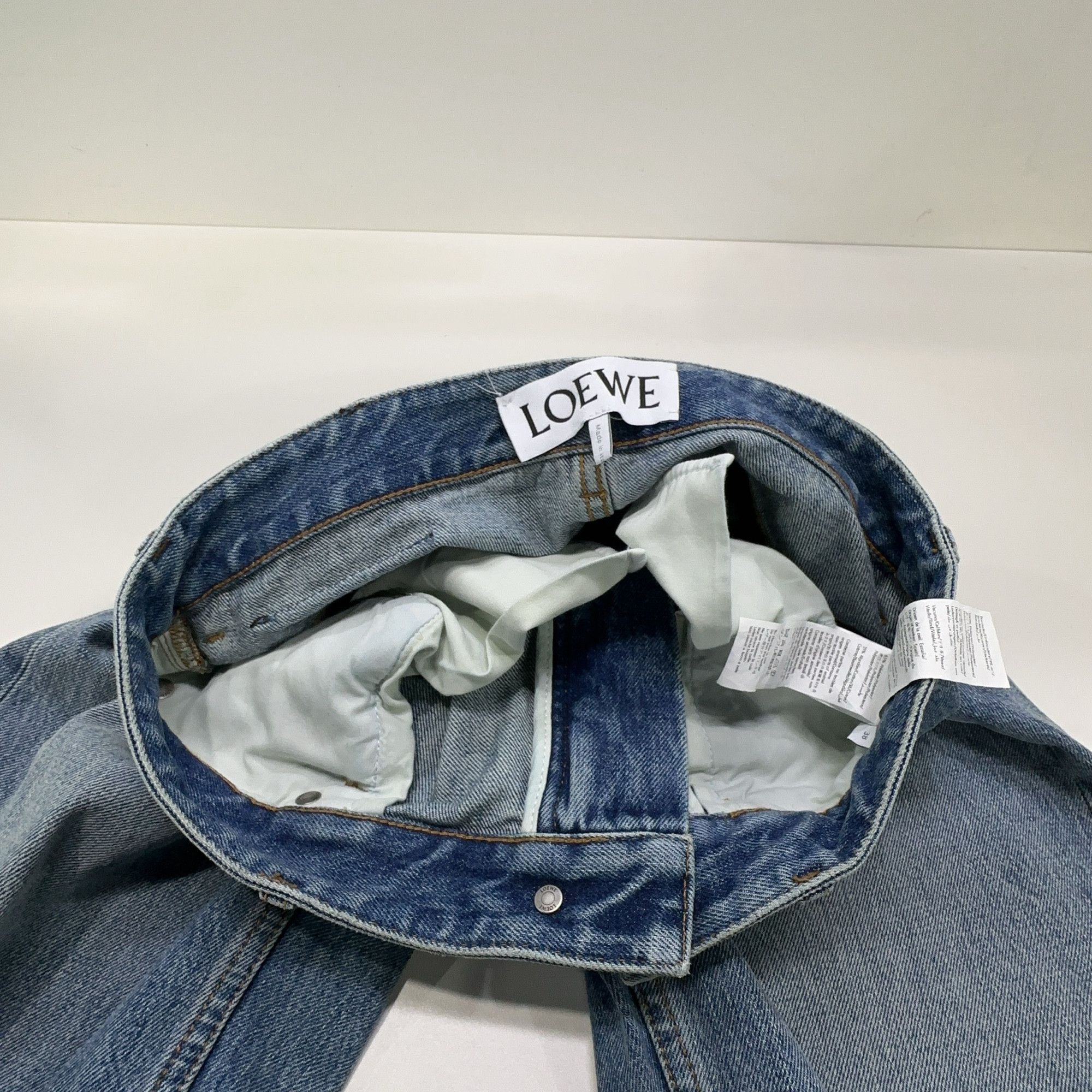 Loewe Loewe Anagram Embroidered Jeans Size 38 Size 26" / US 2 / IT 38 - 6 Thumbnail