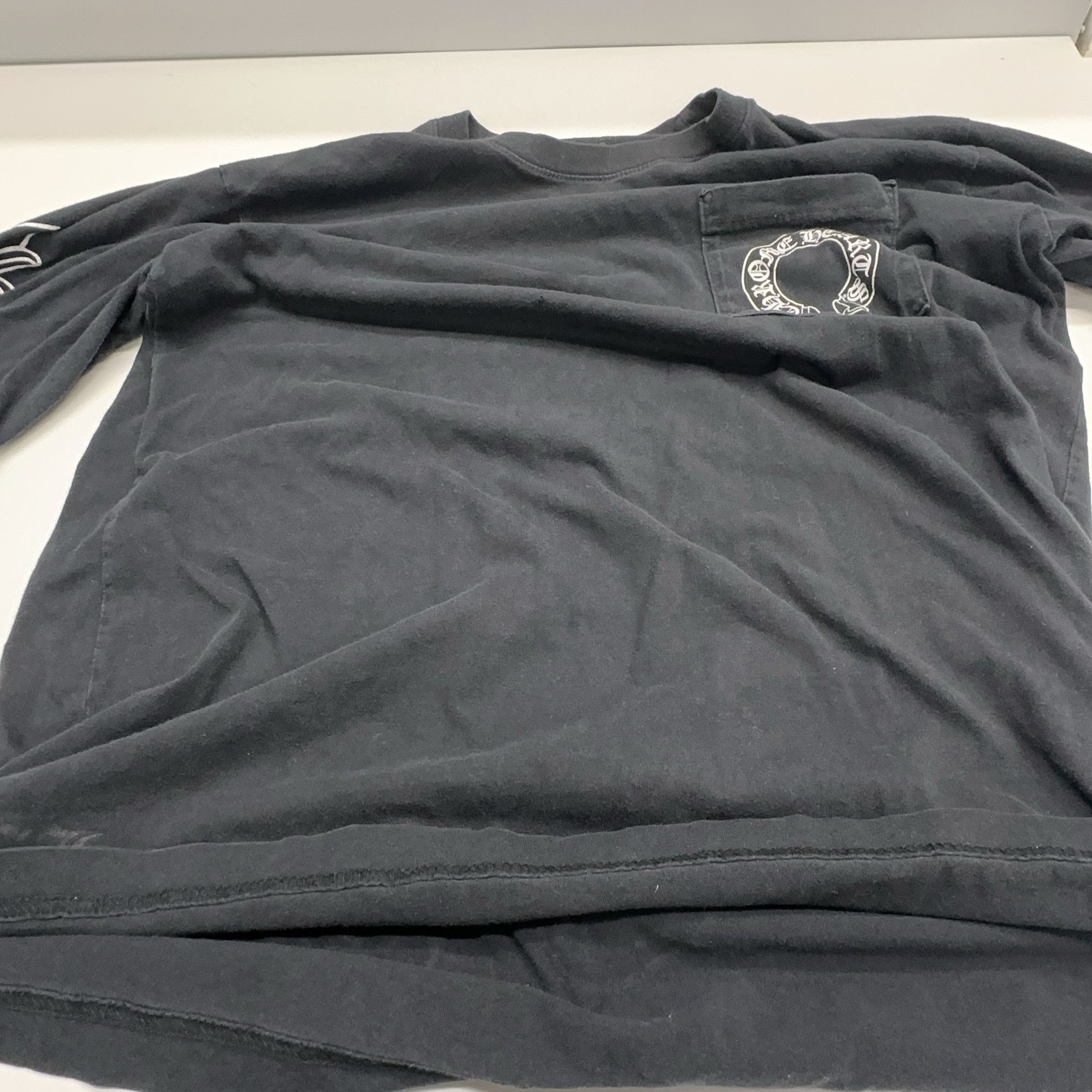 Chrome Hearts Chrome Hearts Horseshoe Logo Long Sleeve T-Shirt Size L Size US L / EU 52-54 / 3 - 7 Thumbnail
