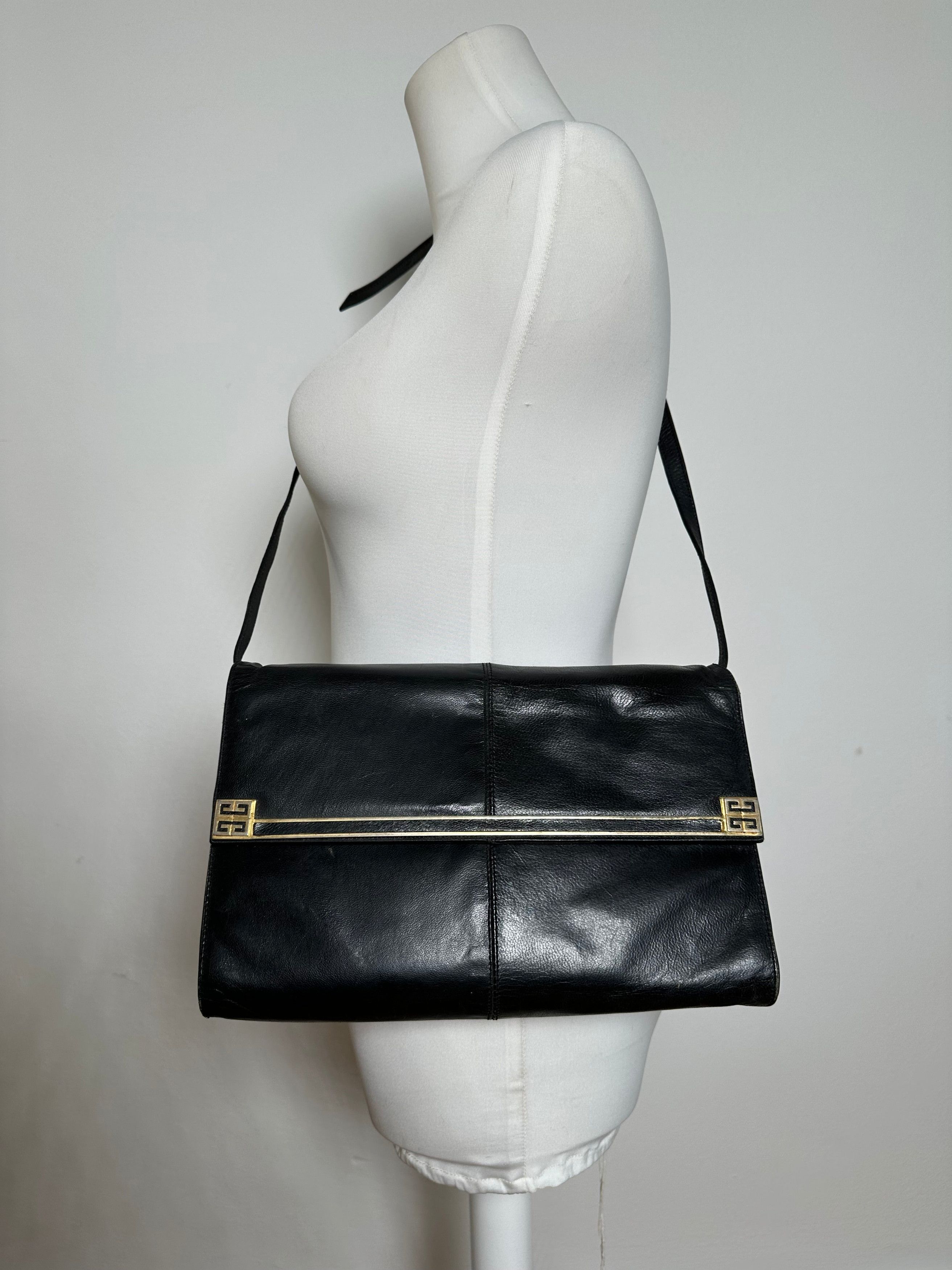 Givenchy Vintage Shoulder Bag Leather Black Size ONE SIZE - 14 Thumbnail