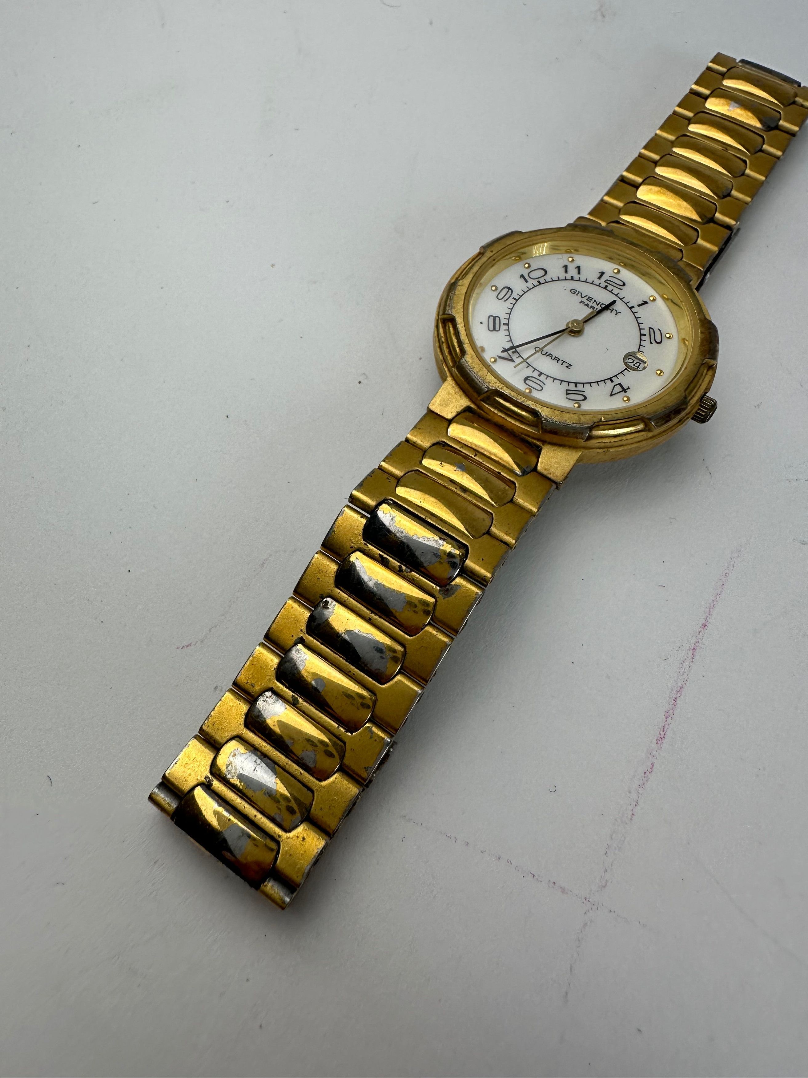 Givenchy Vintage Paris Quartz Watch Gold-Tone Size ONE SIZE - 9 Thumbnail