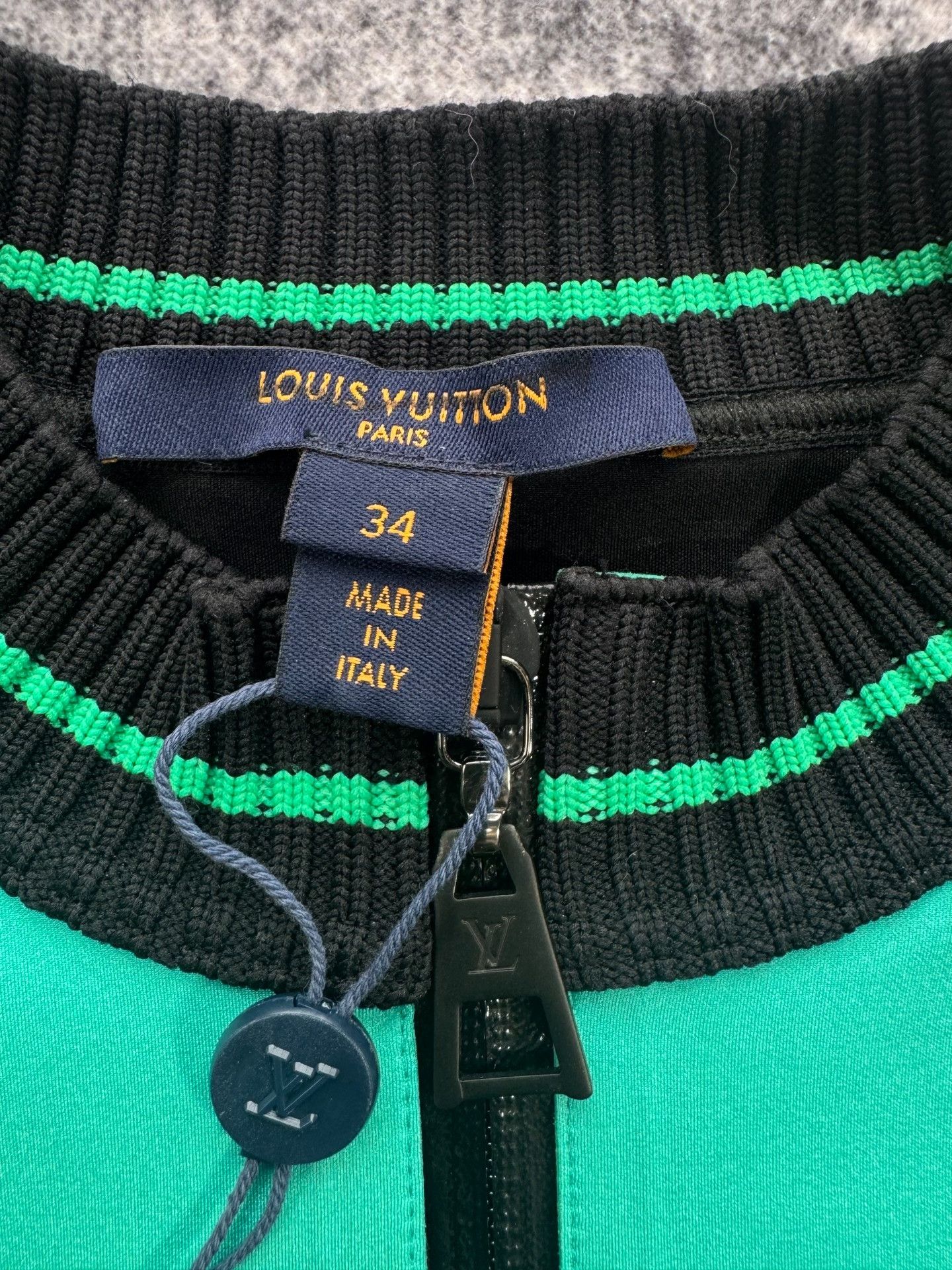 Louis Vuitton Louis Vuitton Black Green Sport Dress Size XXS / US 00 / IT 34 - 3 Thumbnail