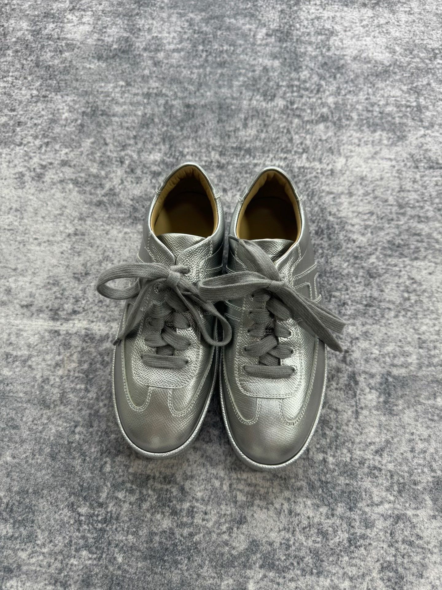 Hermes Hermes Silver Sneakers Size US 5.5 / IT 35.5 - 2 Thumbnail