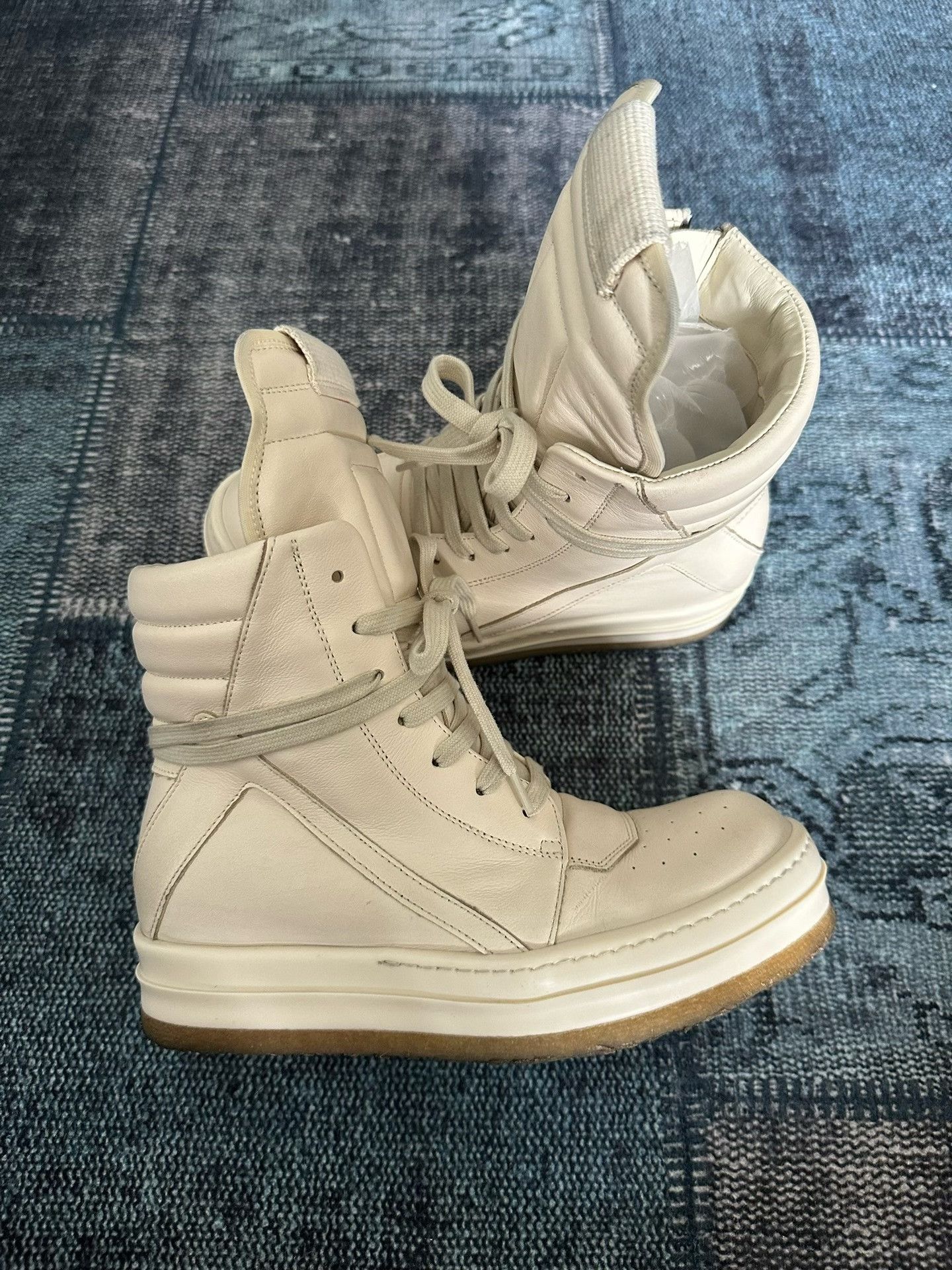 Rick Owens Rick Owens White Inverted Triangle Sneakers Size US 6 / IT 36 - 4 Thumbnail
