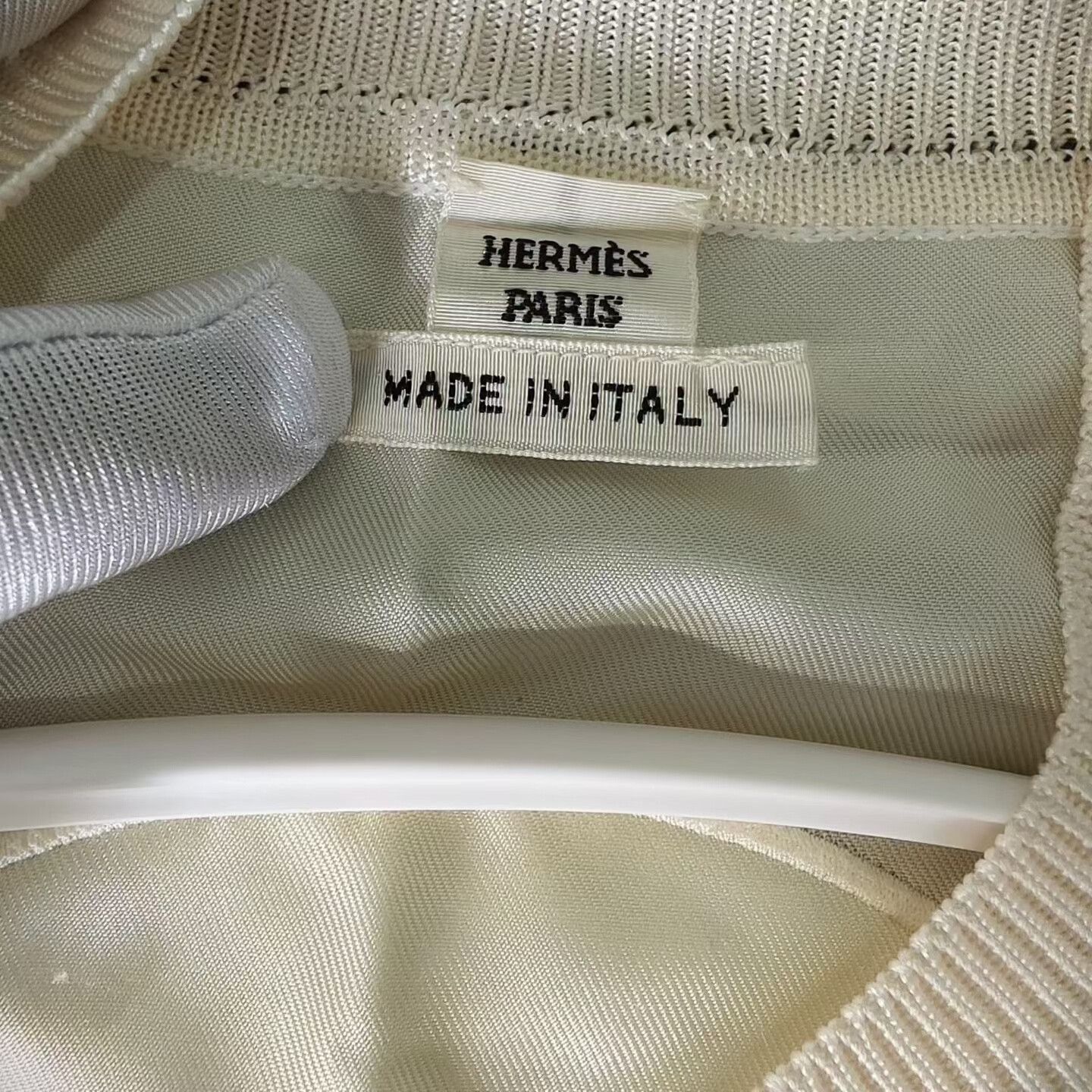 Hermes Hermes Beige Pig Nose Print Silk Cardigan Size S / US 4 / IT 40 - 3 Thumbnail