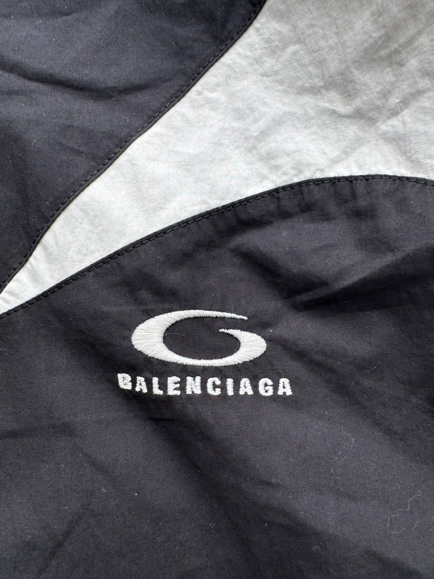 Balenciaga Balenciaga Embroidered Logo Sports Jacket Size XS / US 0-2 / IT 36-38 - 3 Thumbnail