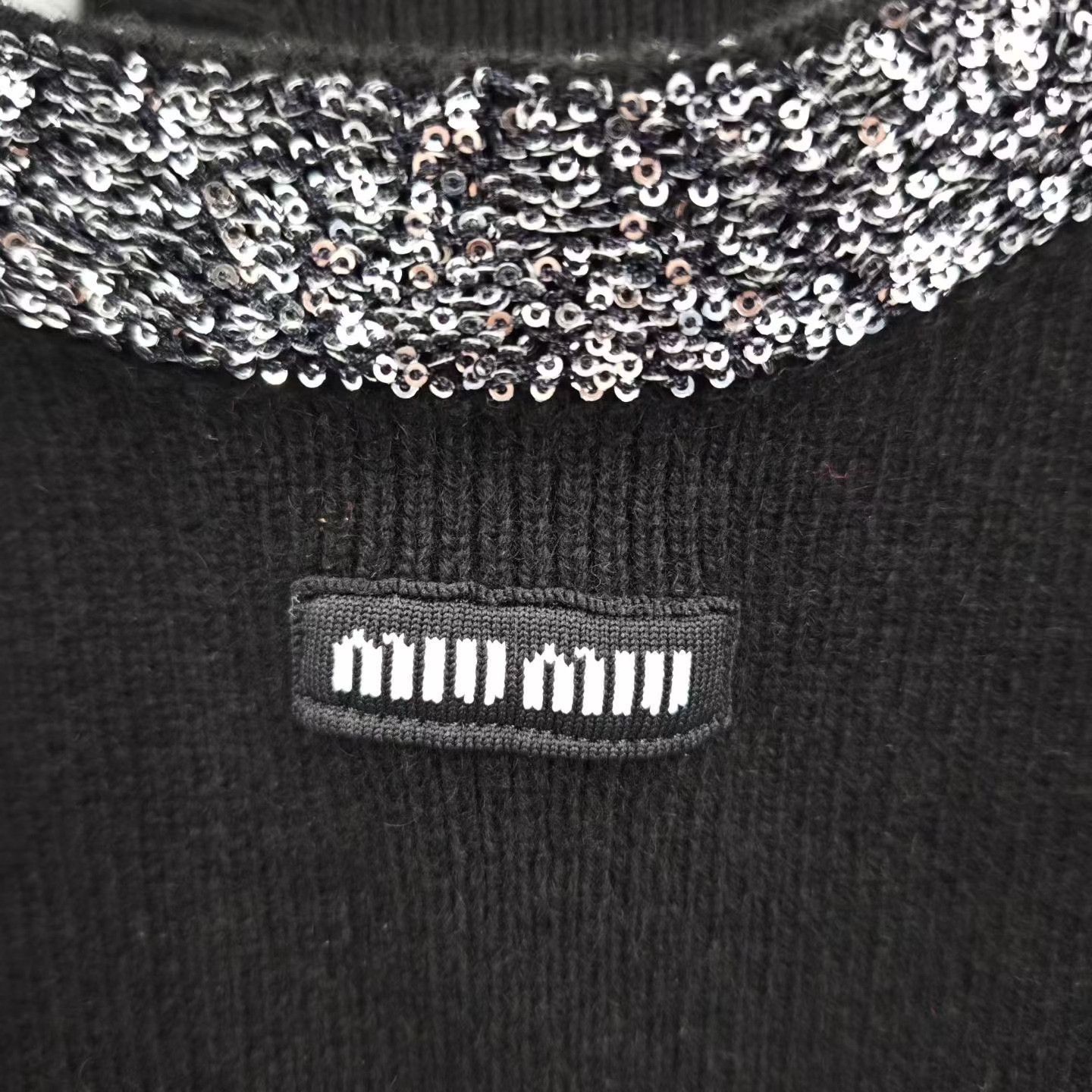 Miu Miu Miu Miu Classic Logo Sequin Knit Vest Size S / US 4 / IT 40 - 4 Thumbnail