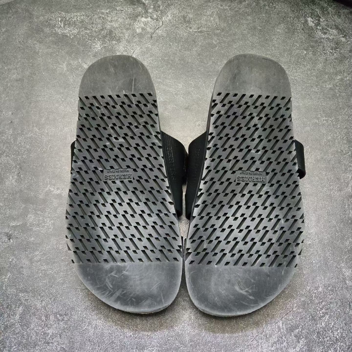 Hermes HERMES Black Slide Slippers Size US 4.5 / IT 34.5 - 6 Thumbnail