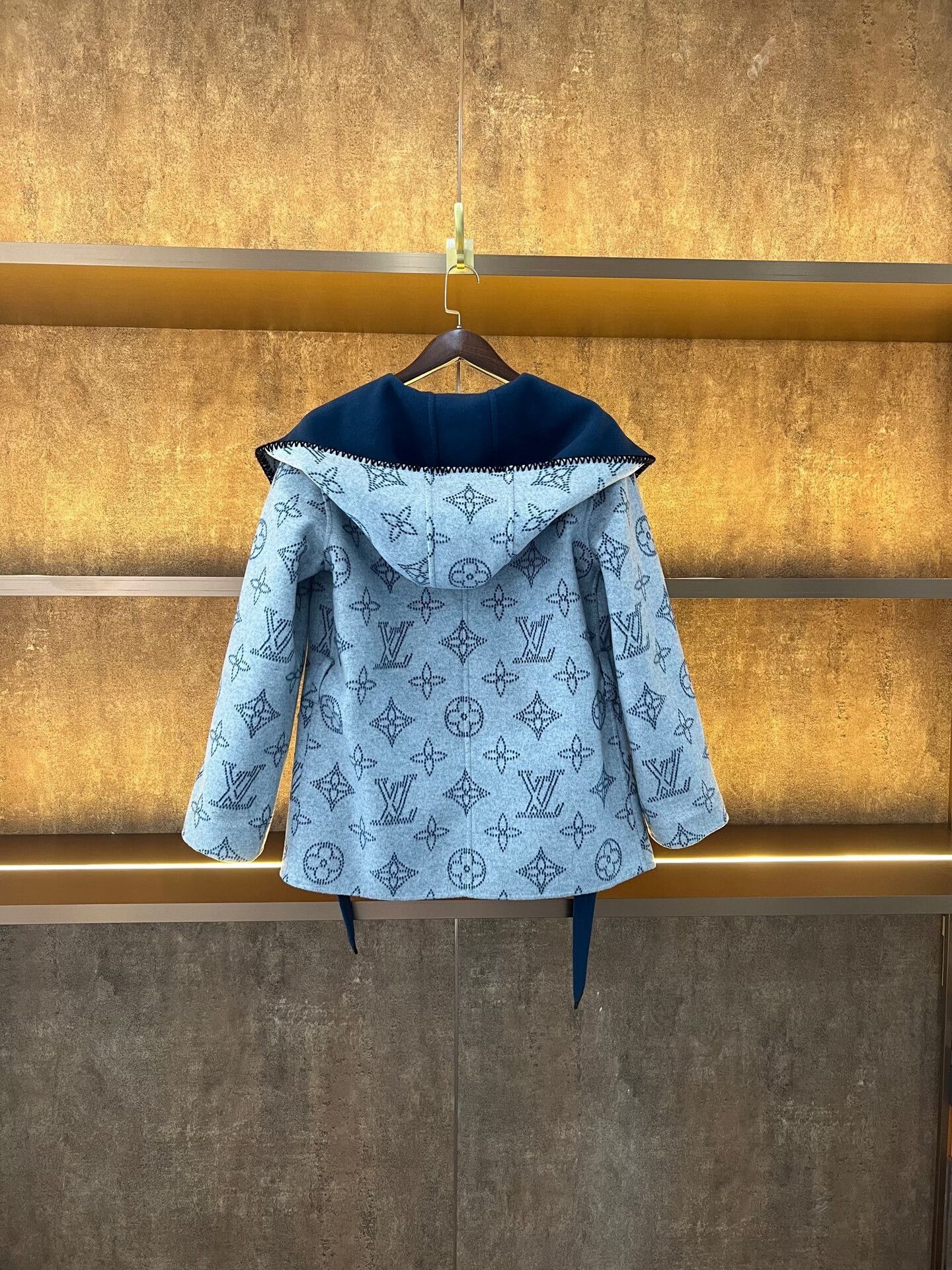 Louis Vuitton Louis Vuitton New Reversible Coat Size XS / US 0-2 / IT 36-38 - 6 Thumbnail