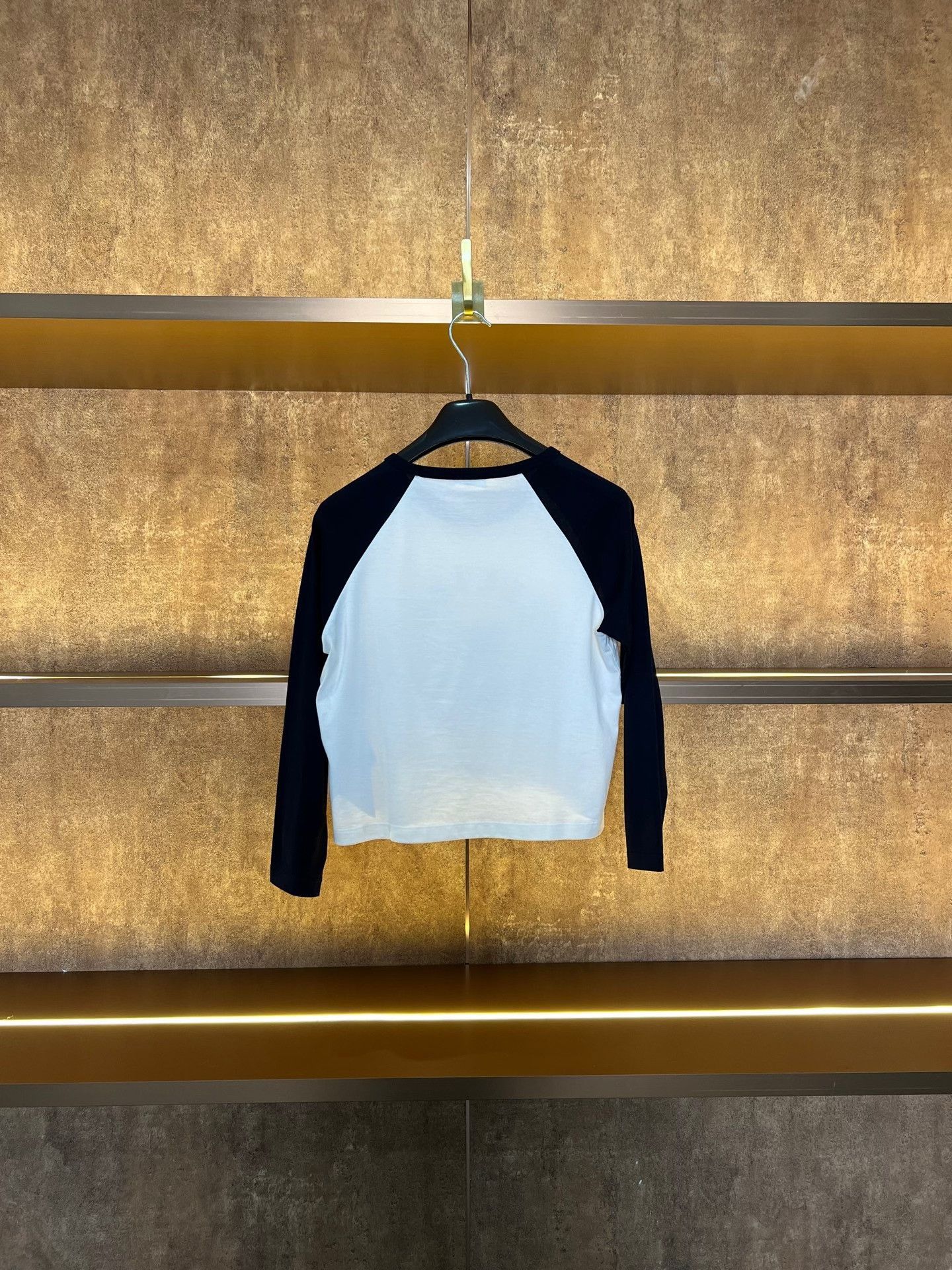 Celine Celine New Color-Blocking Long-Sleeve Size XS / US 0-2 / IT 36-38 - 2 Thumbnail