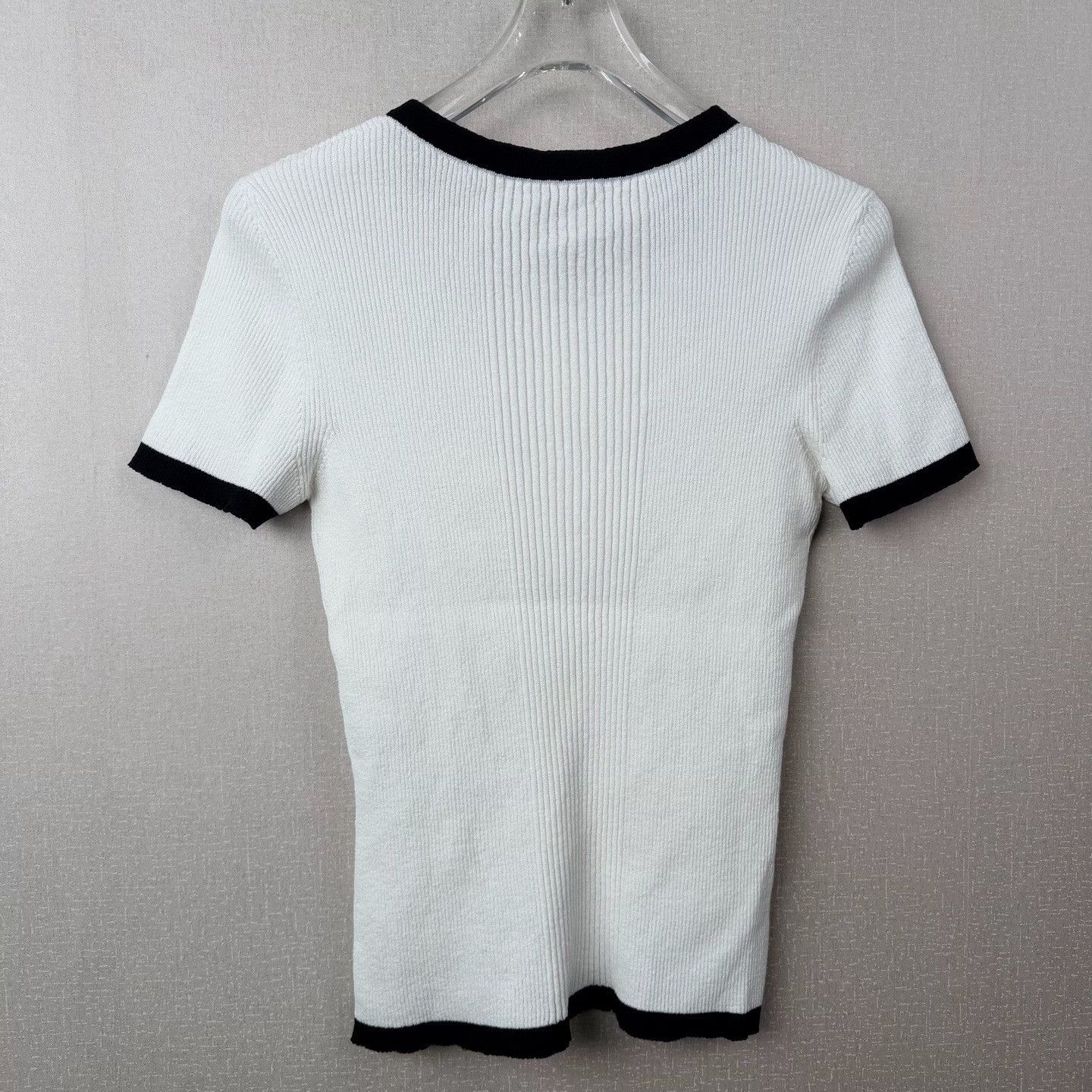 Chanel Chanel 25s Black White Knit Short Sleeve Size XS / US 0-2 / IT 36-38 - 2 Thumbnail