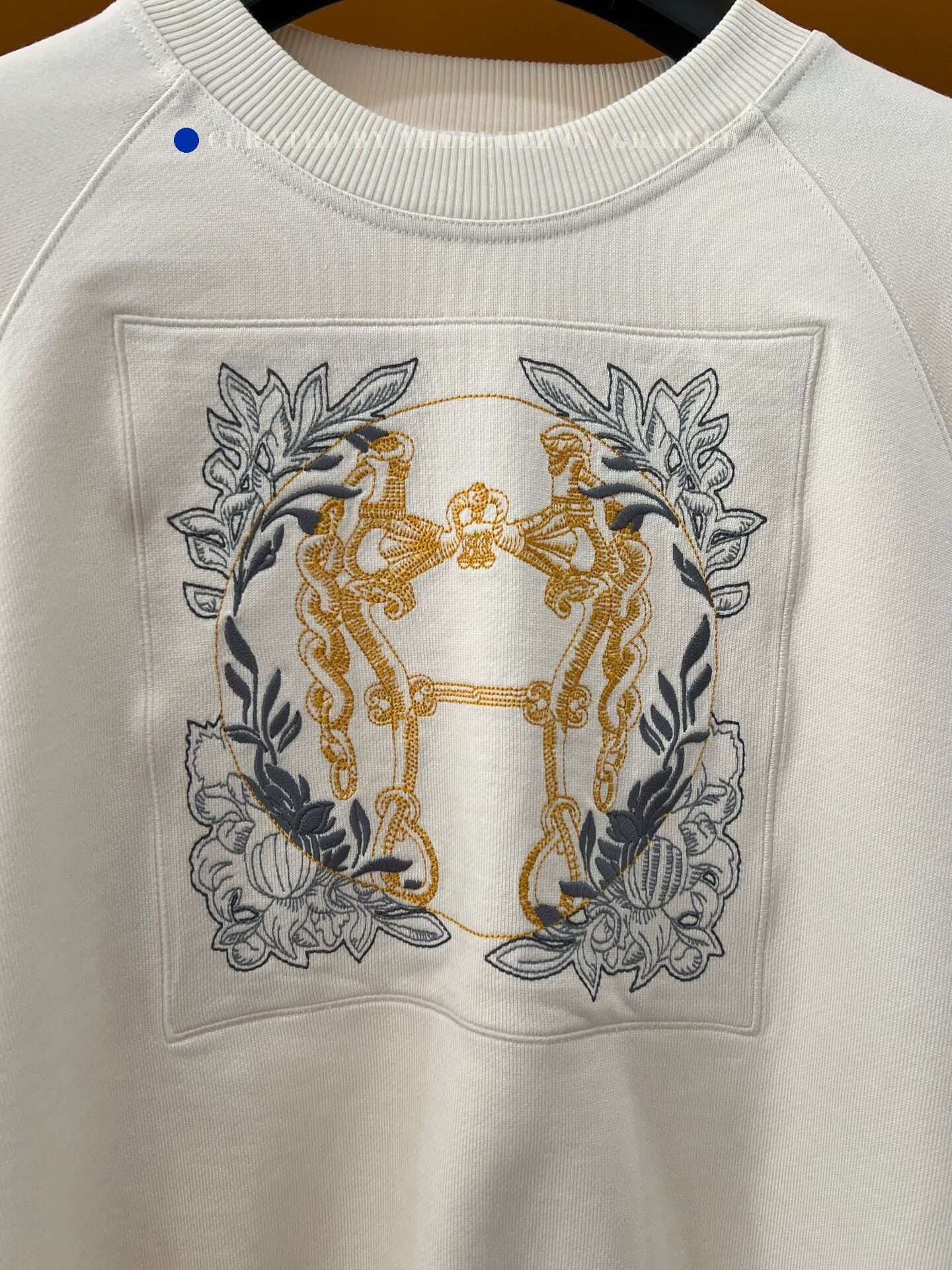 Hermes Hermes Embroidered Silk Cotton Blend Sweatshirt Size XXS / US 00 / IT 34 - 3 Thumbnail