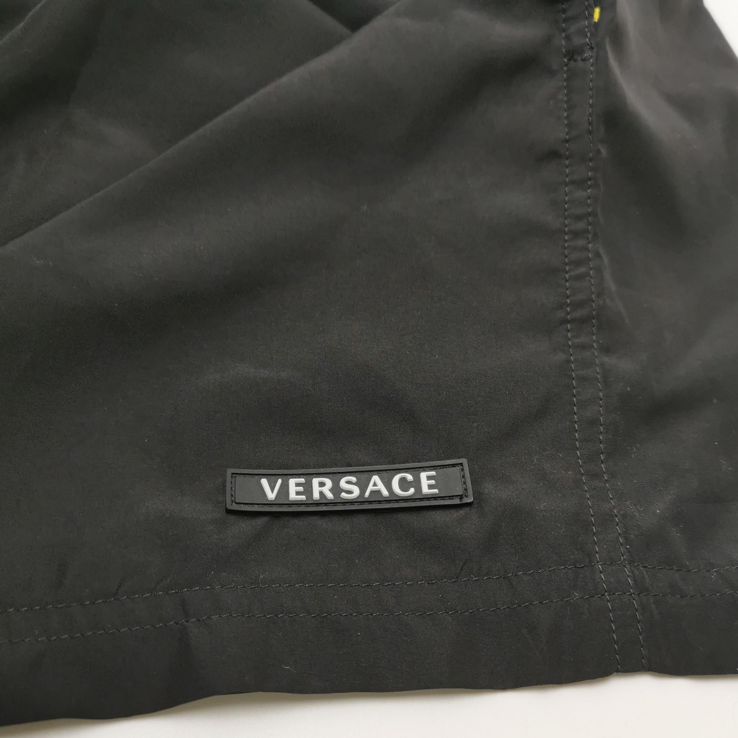 Versace Versace Men 30 Shorts Size US 30 / EU 46 - 3 Thumbnail