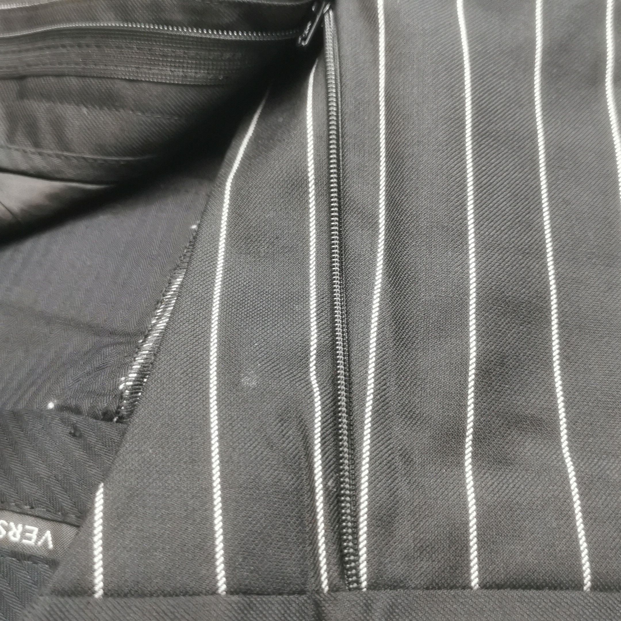 Versace Versace Men 30 Casual Pants Size US 30 / EU 46 - 9 Thumbnail