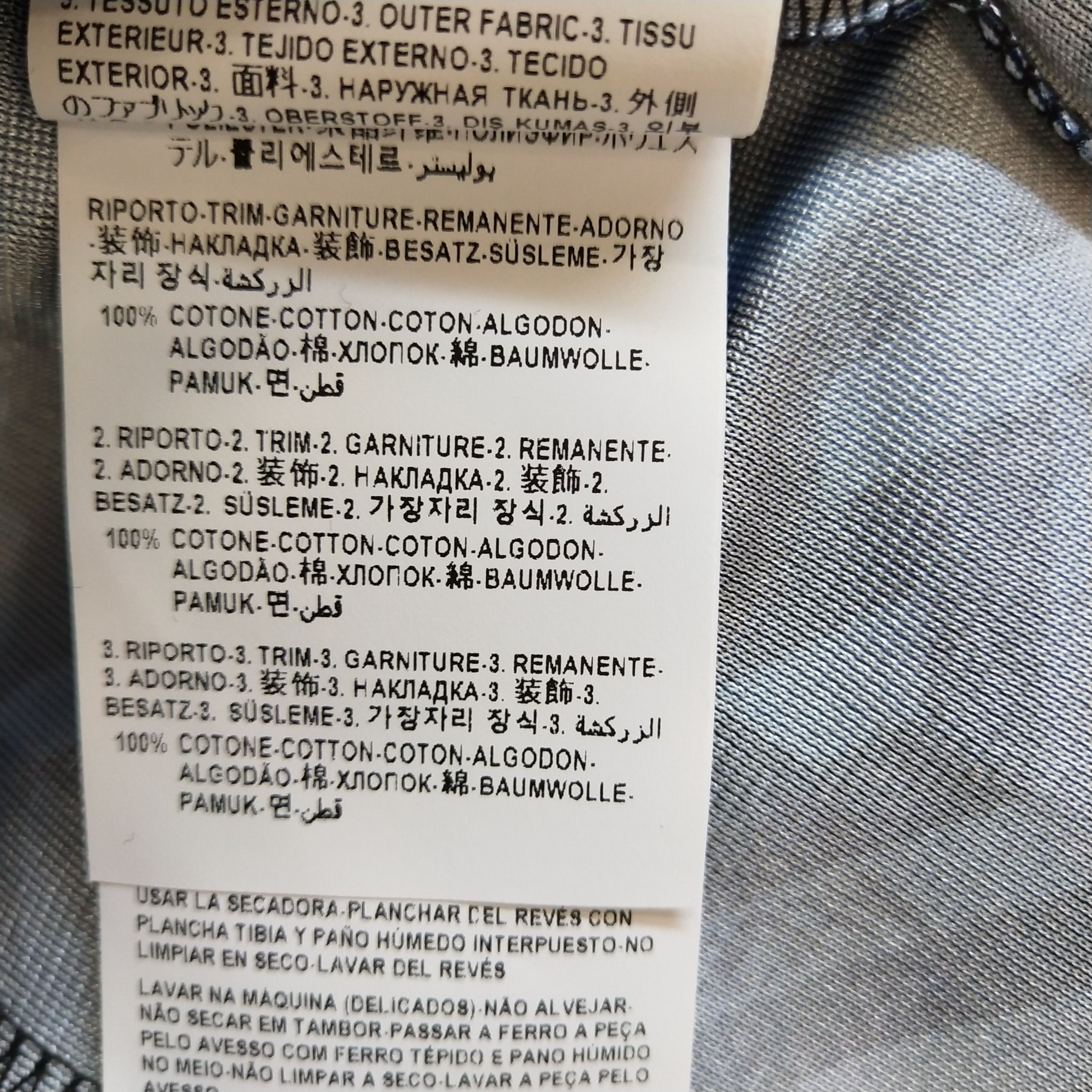 Versace Versace Men s Short Sleeve Shirts Size US S / EU 44-46 / 1 - 9 Thumbnail