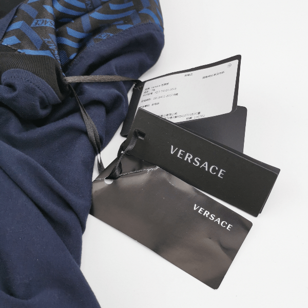 Versace Versace Men s Short Sleeve Shirts Size US S / EU 44-46 / 1 - 5 Thumbnail