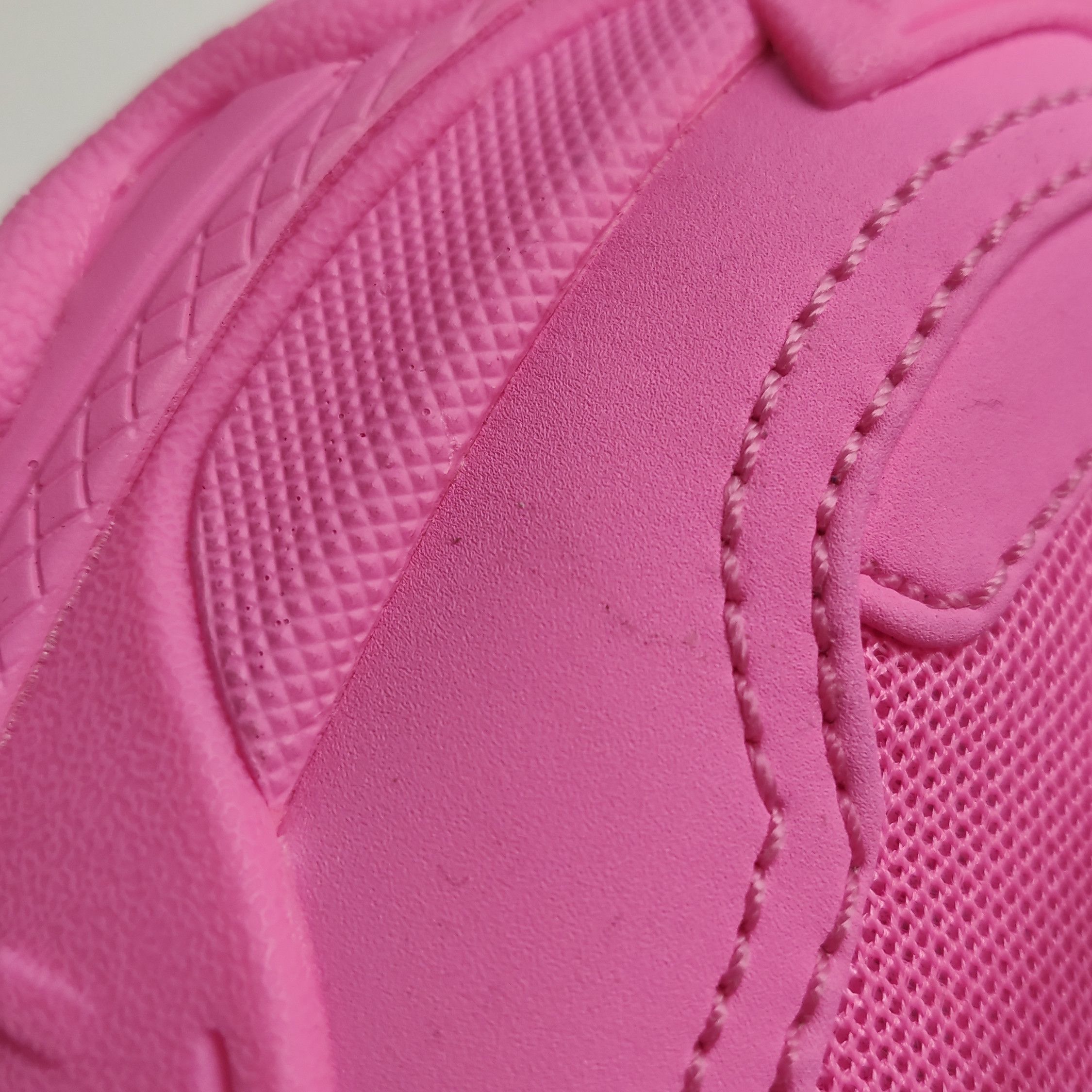 Balenciaga Balenciaga Women 5 Lowtop Sneakers Size US 5 / IT 35 - 7 Thumbnail