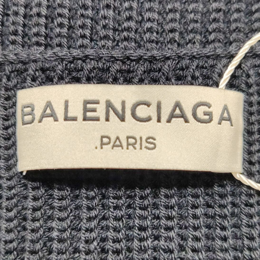 Balenciaga Balenciaga Women xs Sweaters Size XS / US 0-2 / IT 36-38 - 3 Thumbnail