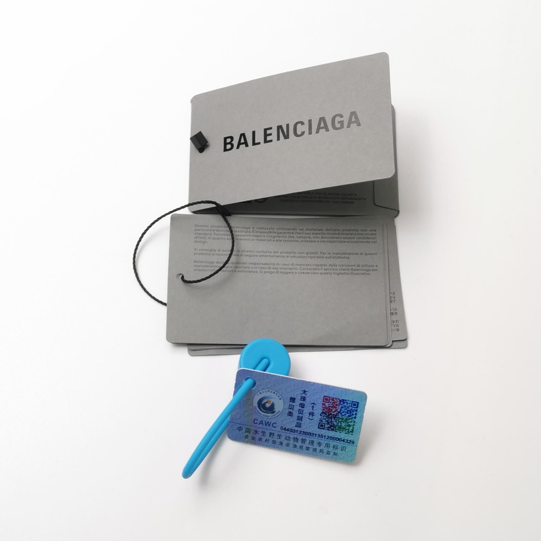 Balenciaga Balenciaga Women xs Button Ups Size XS / US 0-2 / IT 36-38 - 4 Thumbnail