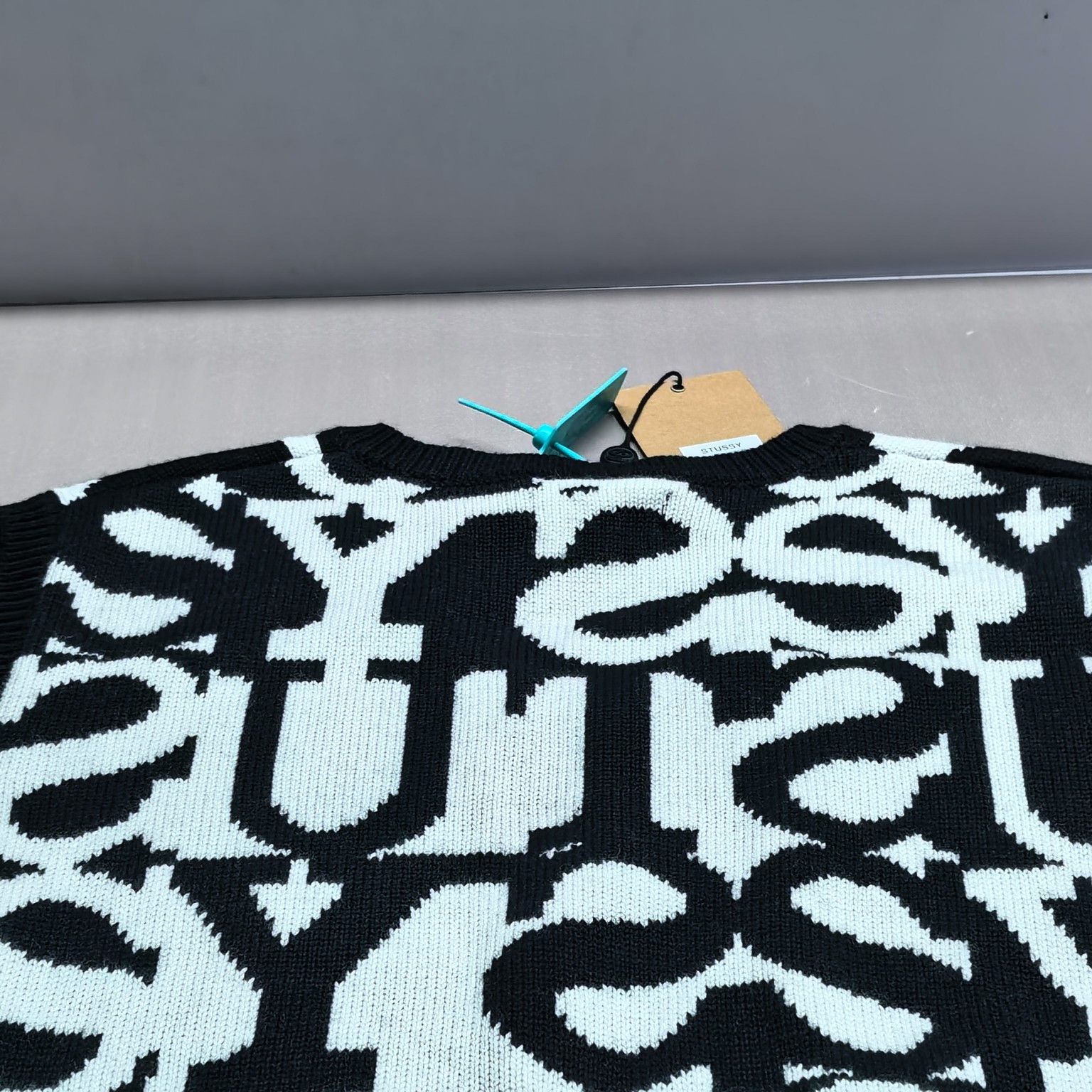 Stussy Stussy Stacked Logo Sweater Vest Size L Size US L / EU 52-54 / 3 - 6 Thumbnail