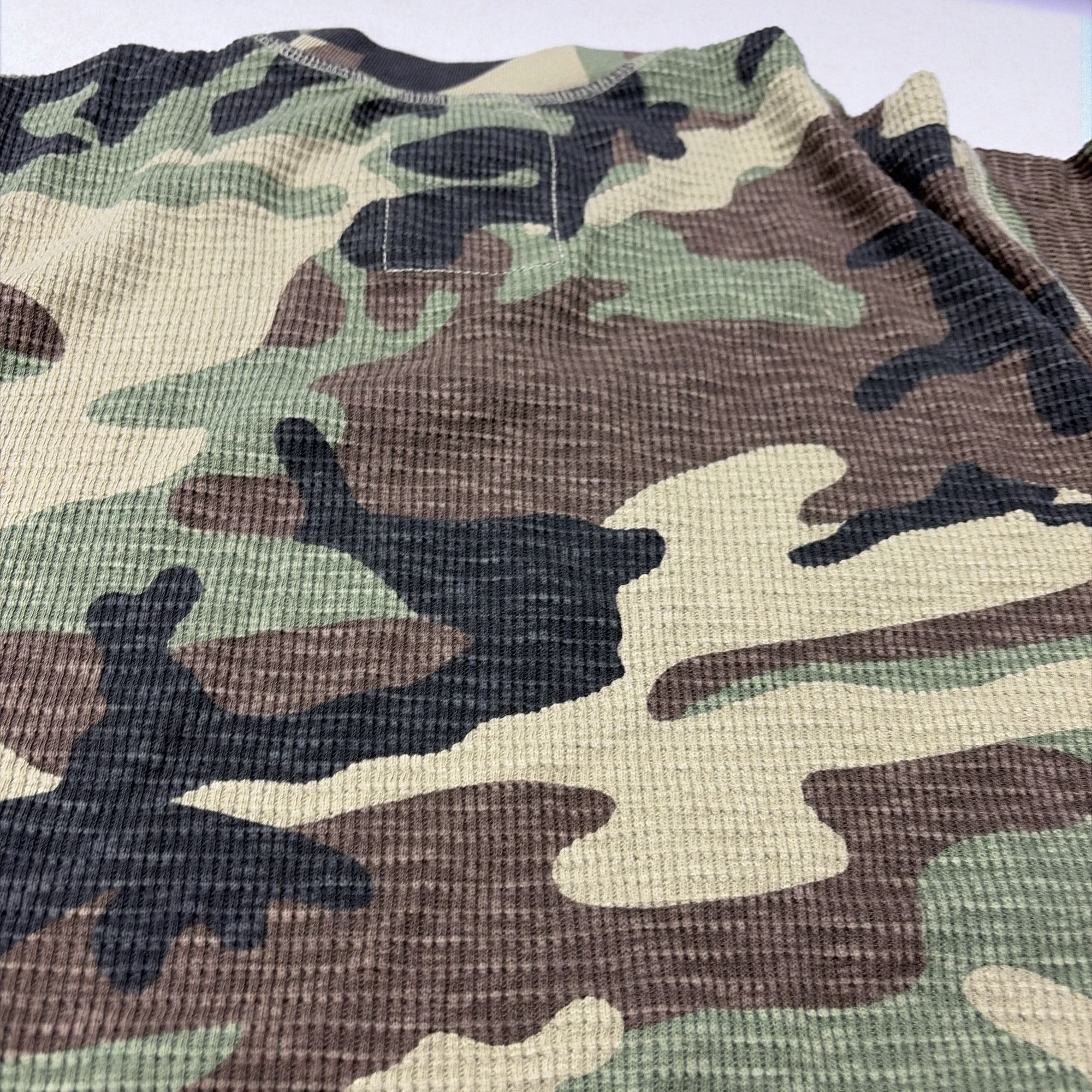 Stussy Stussy Camo Thermal Long Sleeve T-Shirt Size S Size US S / EU 44-46 / 1 - 12 Thumbnail