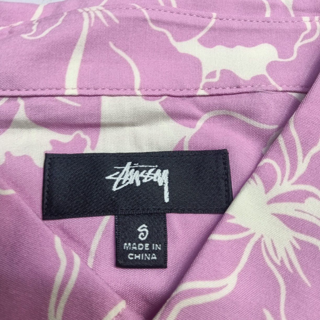 Stussy Stussy Floral Short Sleeve Shirt Size S Size US S / EU 44-46 / 1 - 3 Thumbnail