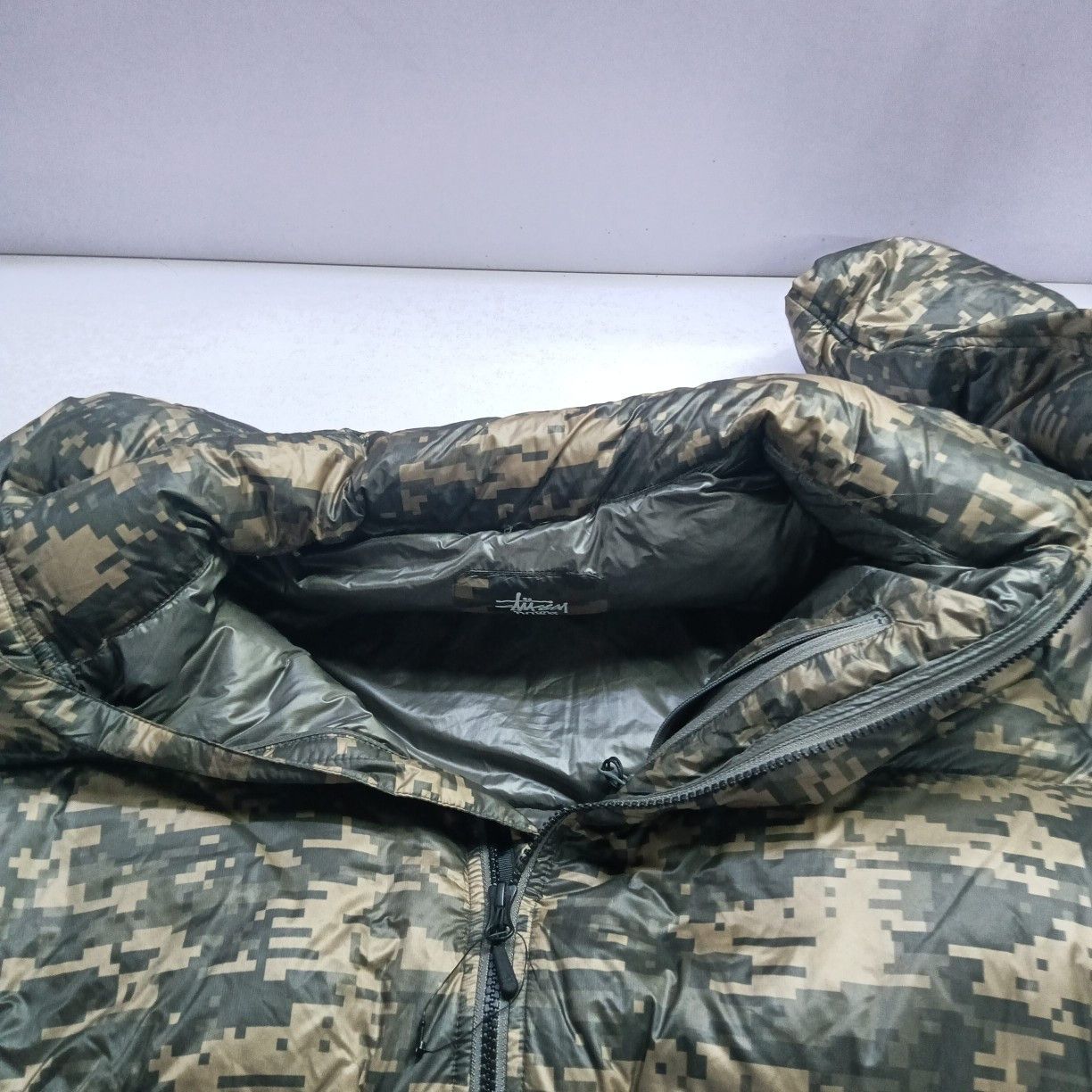 Stussy Stussy Digital Camo Down Jacket Size L Size US L / EU 52-54 / 3 - 7 Thumbnail