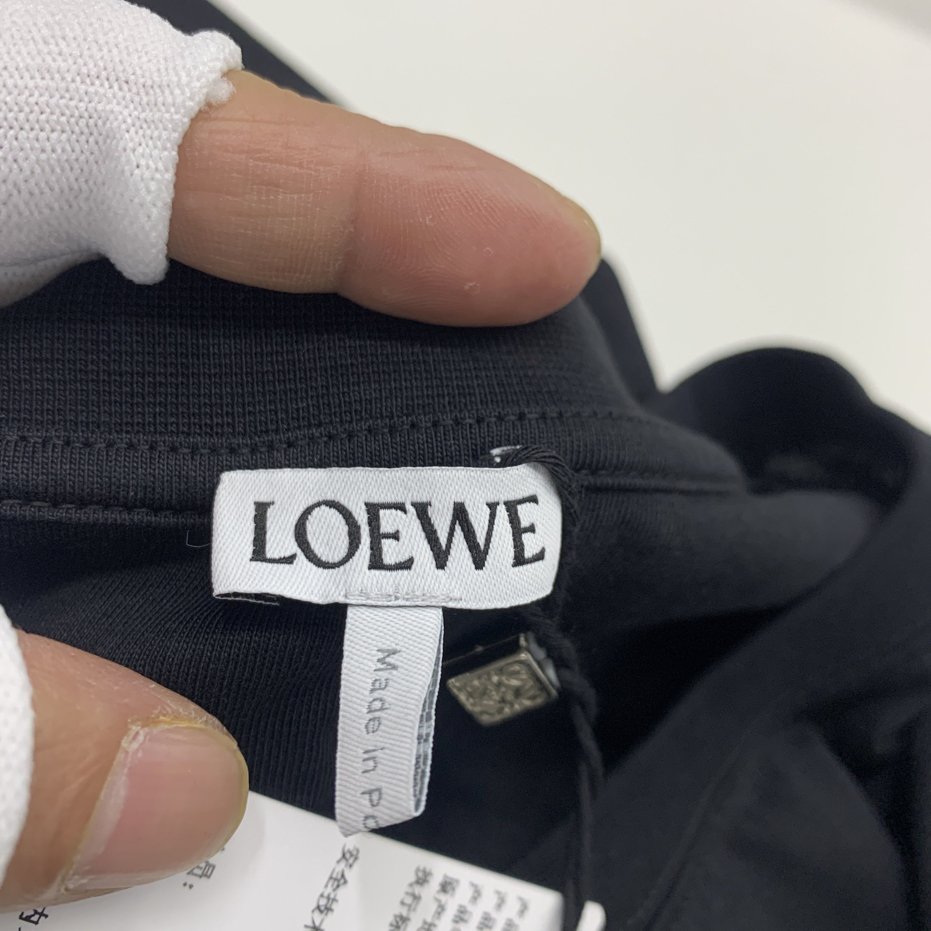 Loewe LOEWE Logo Embroidered T-Shirt Size L Size US L / EU 52-54 / 3 - 3 Thumbnail