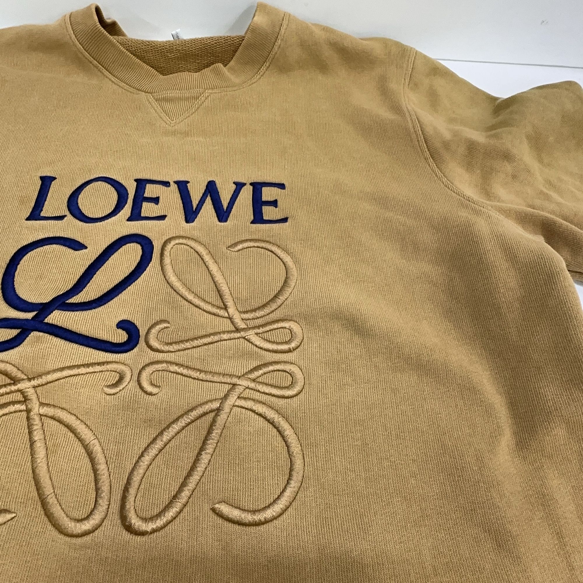 Loewe LOEWE Anagram Embroidered Sweatshirt Size L Size US L / EU 52-54 / 3 - 13 Thumbnail