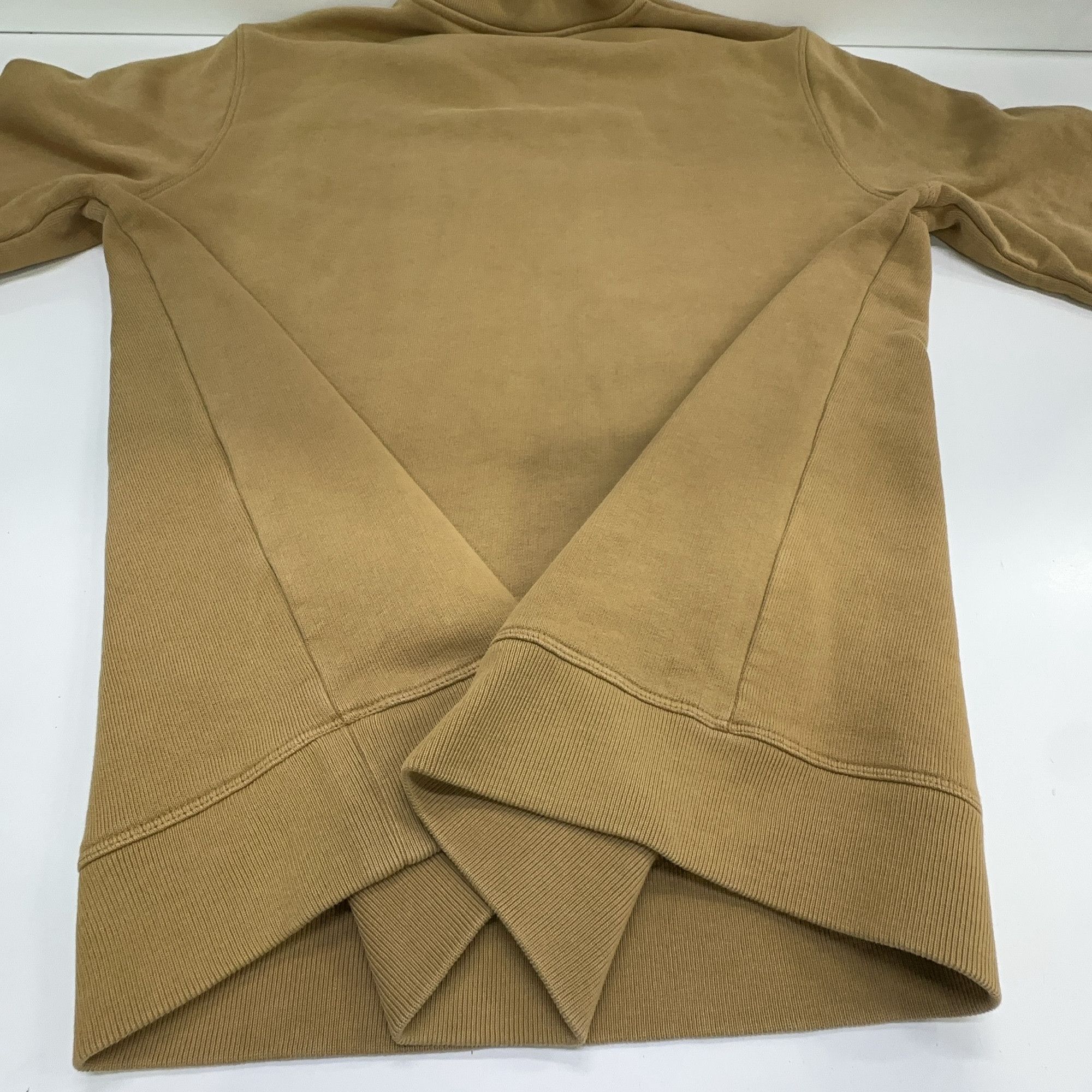 Loewe LOEWE Anagram Embroidered Sweatshirt Size L Size US L / EU 52-54 / 3 - 15 Thumbnail
