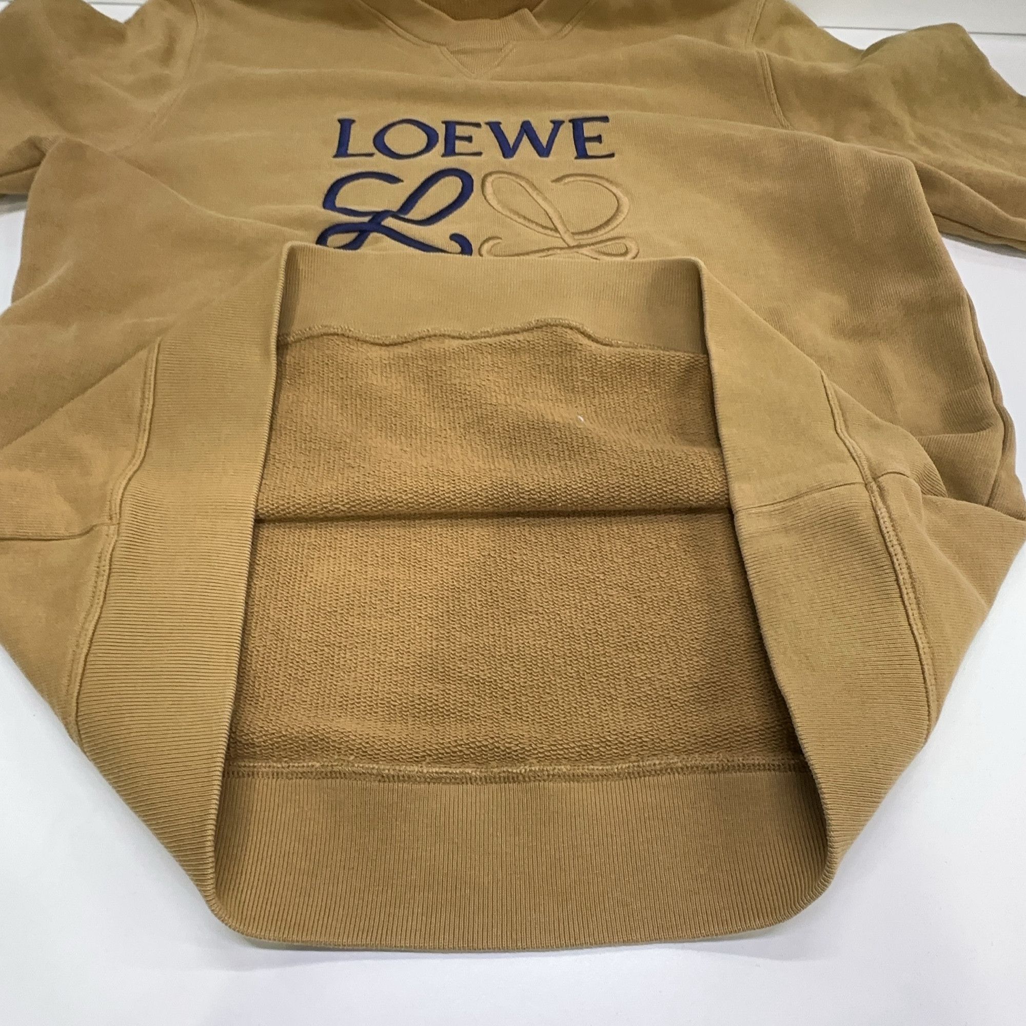 Loewe LOEWE Anagram Embroidered Sweatshirt Size L Size US L / EU 52-54 / 3 - 12 Thumbnail