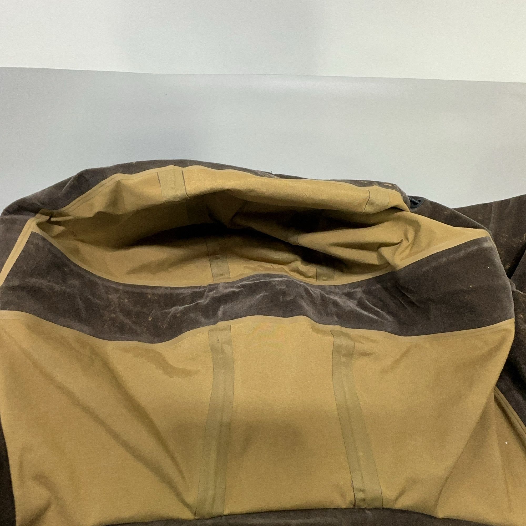 Loewe × On Loewe x On Reflective Hooded Jacket Size XL Size US XL / EU 56 / 4 - 13 Thumbnail