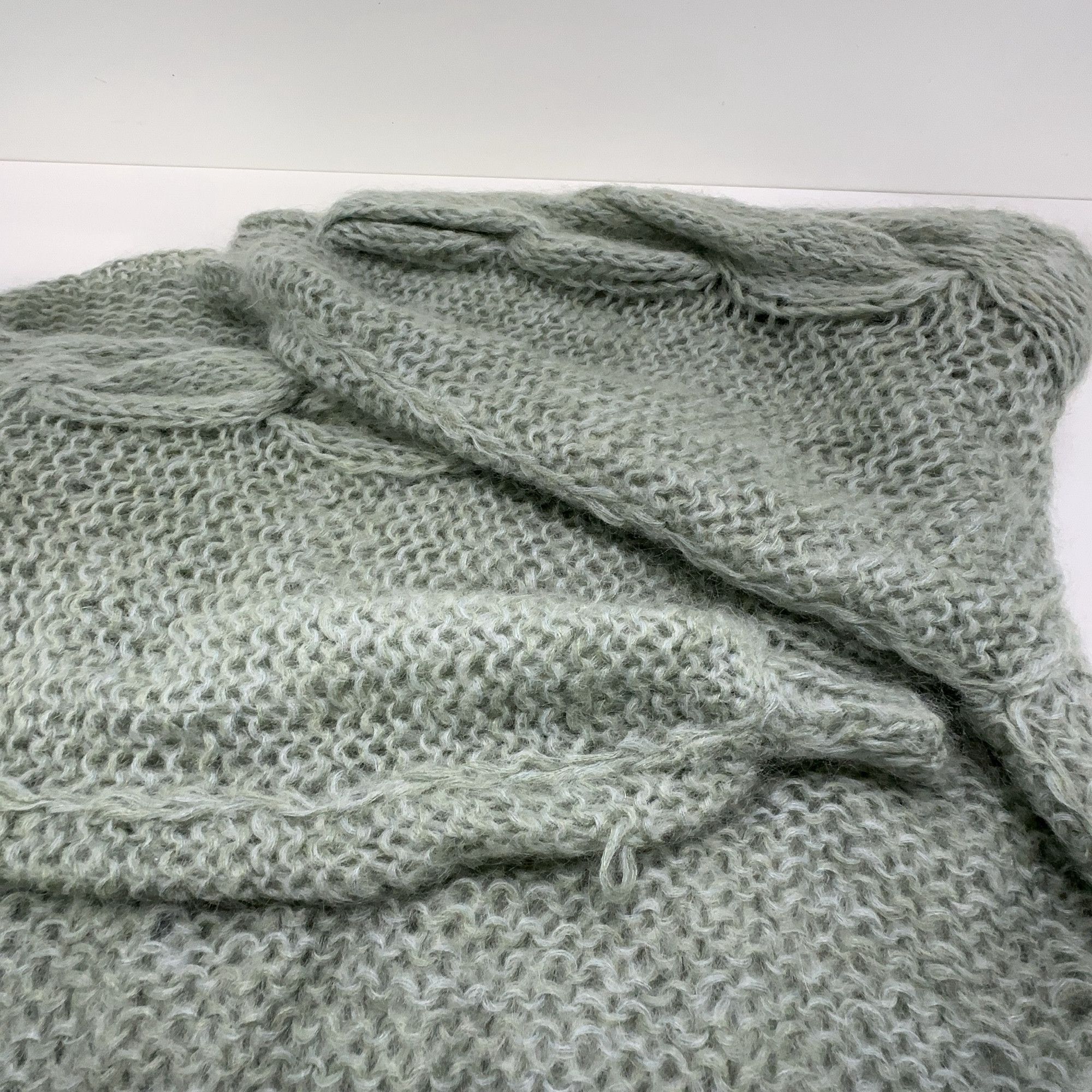 Loewe LOEWE Anagram Knit Sweater Green XS Size XS / US 0-2 / IT 36-38 - 6 Thumbnail