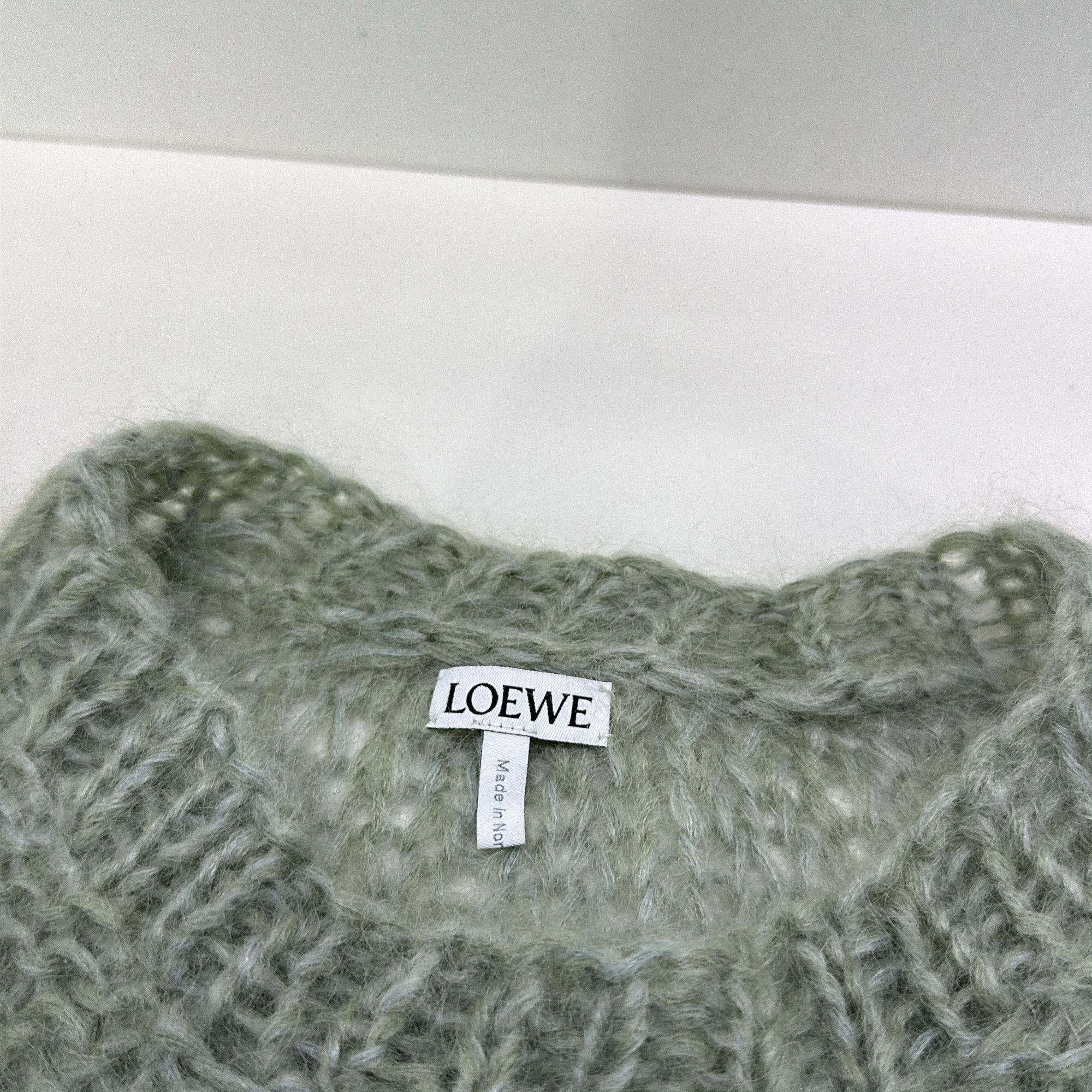 Loewe LOEWE Anagram Knit Sweater Green XS Size XS / US 0-2 / IT 36-38 - 3 Thumbnail