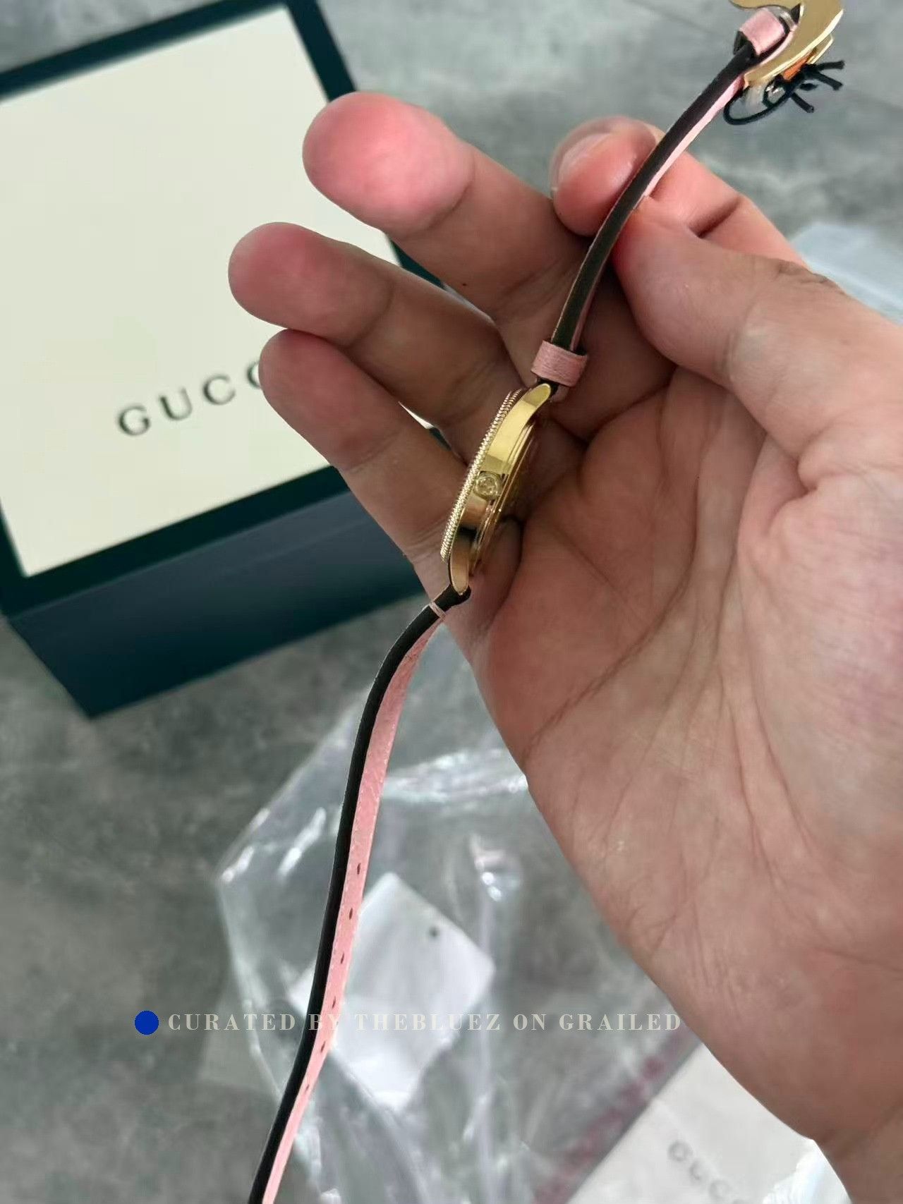 Gucci Gucci Pink Bee Quartz Watch Size ONE SIZE - 5 Thumbnail