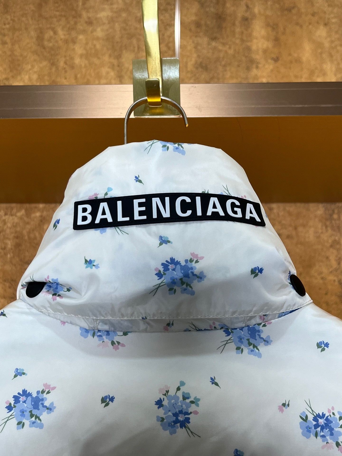 Balenciaga Balenciaga Floral Puffer Jacket Size XXS / US 00 / IT 34 - 4 Thumbnail