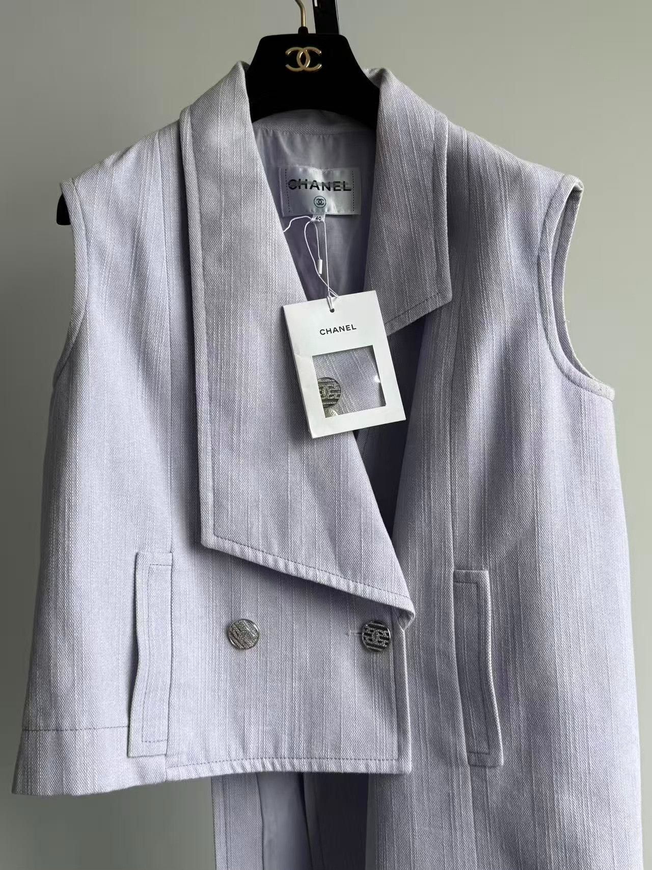 Chanel Chanel Runway Double C Logo Sleeveless Vest Size S / US 4 / IT 40 - 3 Thumbnail