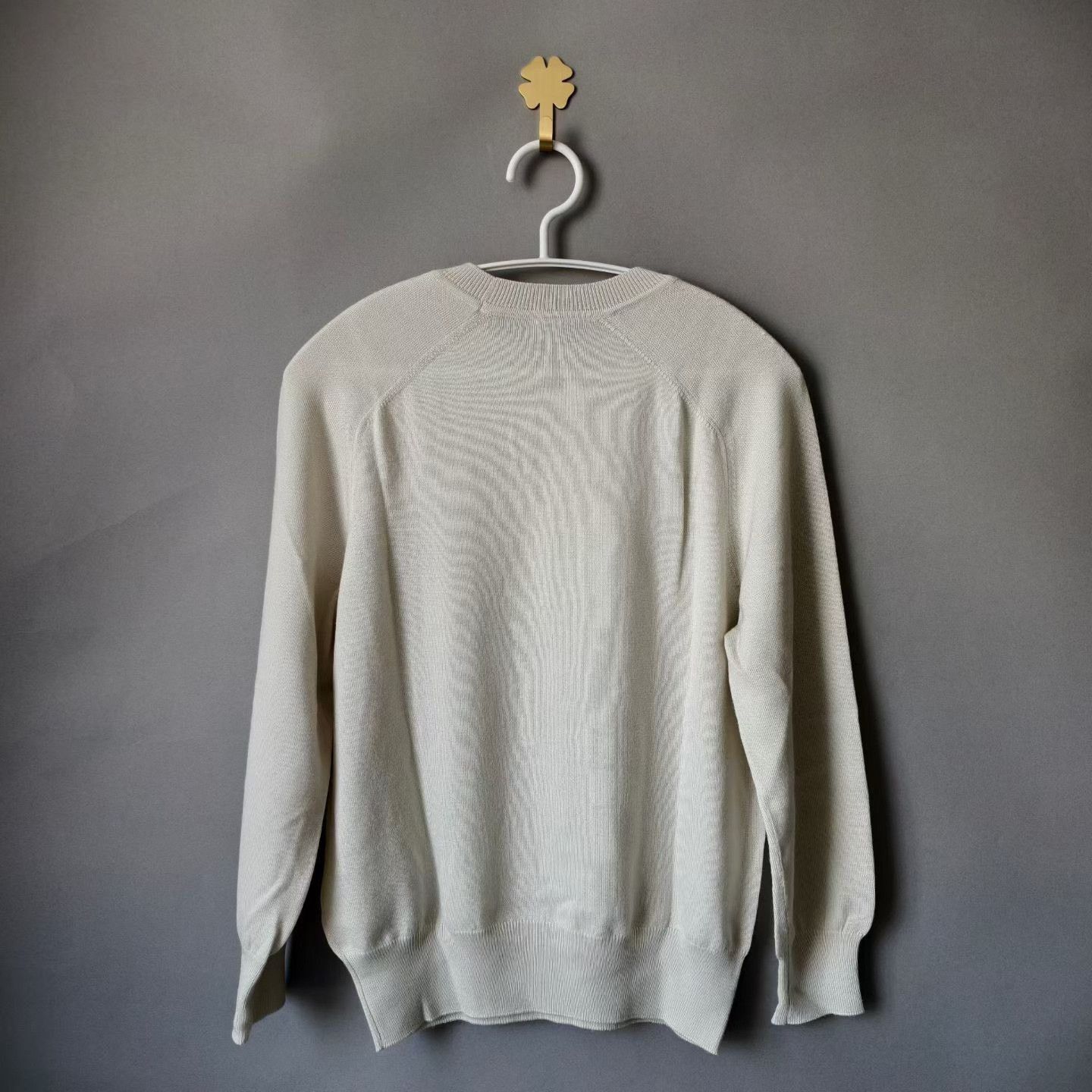 Hermes Hermes Wool Sweater with Neckline Knot Size XXS / US 00 / IT 34 - 2 Thumbnail