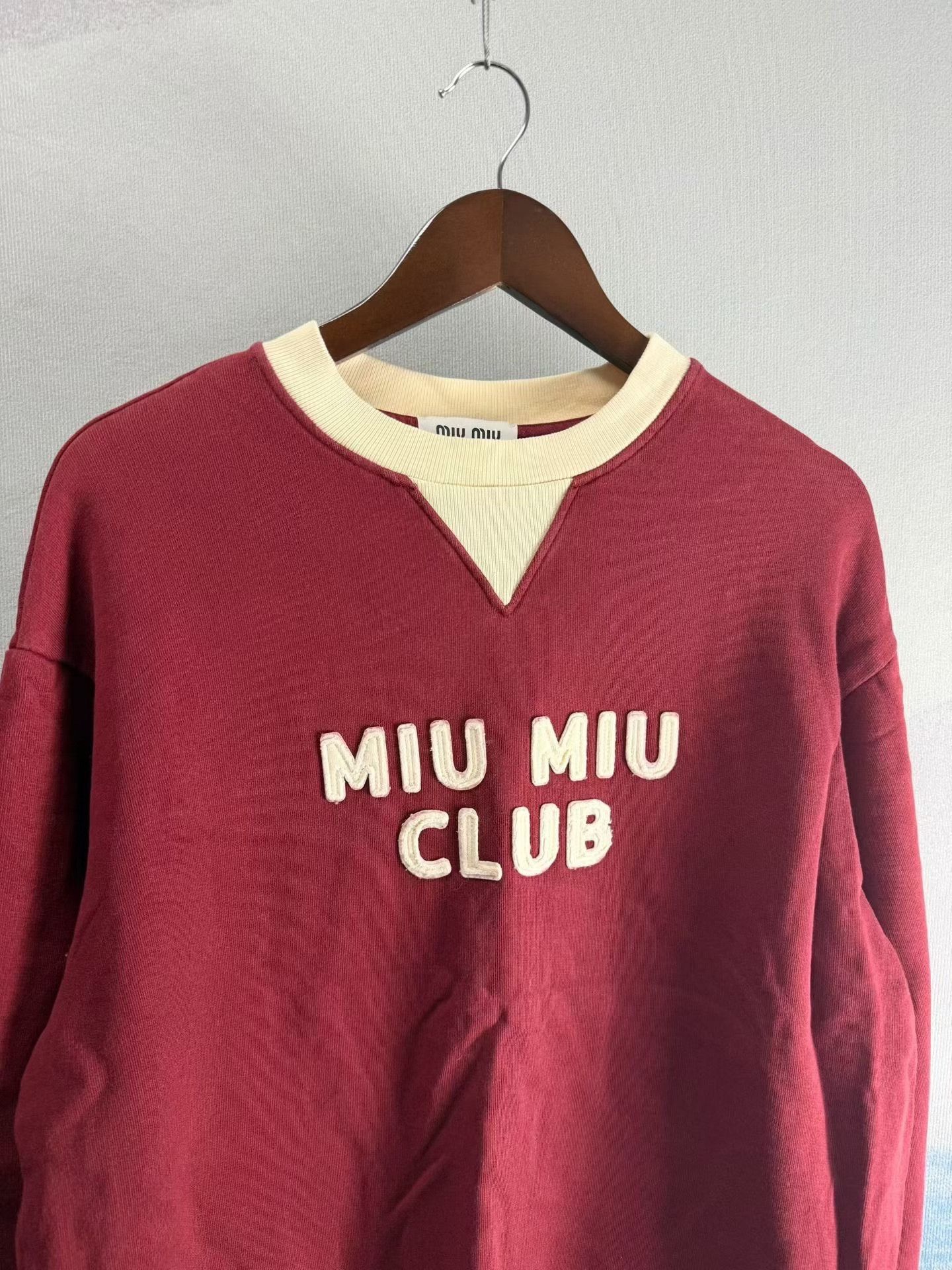 Miu Miu Miu Miu SS23 Red Logo Embroidered Sweatshirt Size S / US 4 / IT 40 - 3 Thumbnail